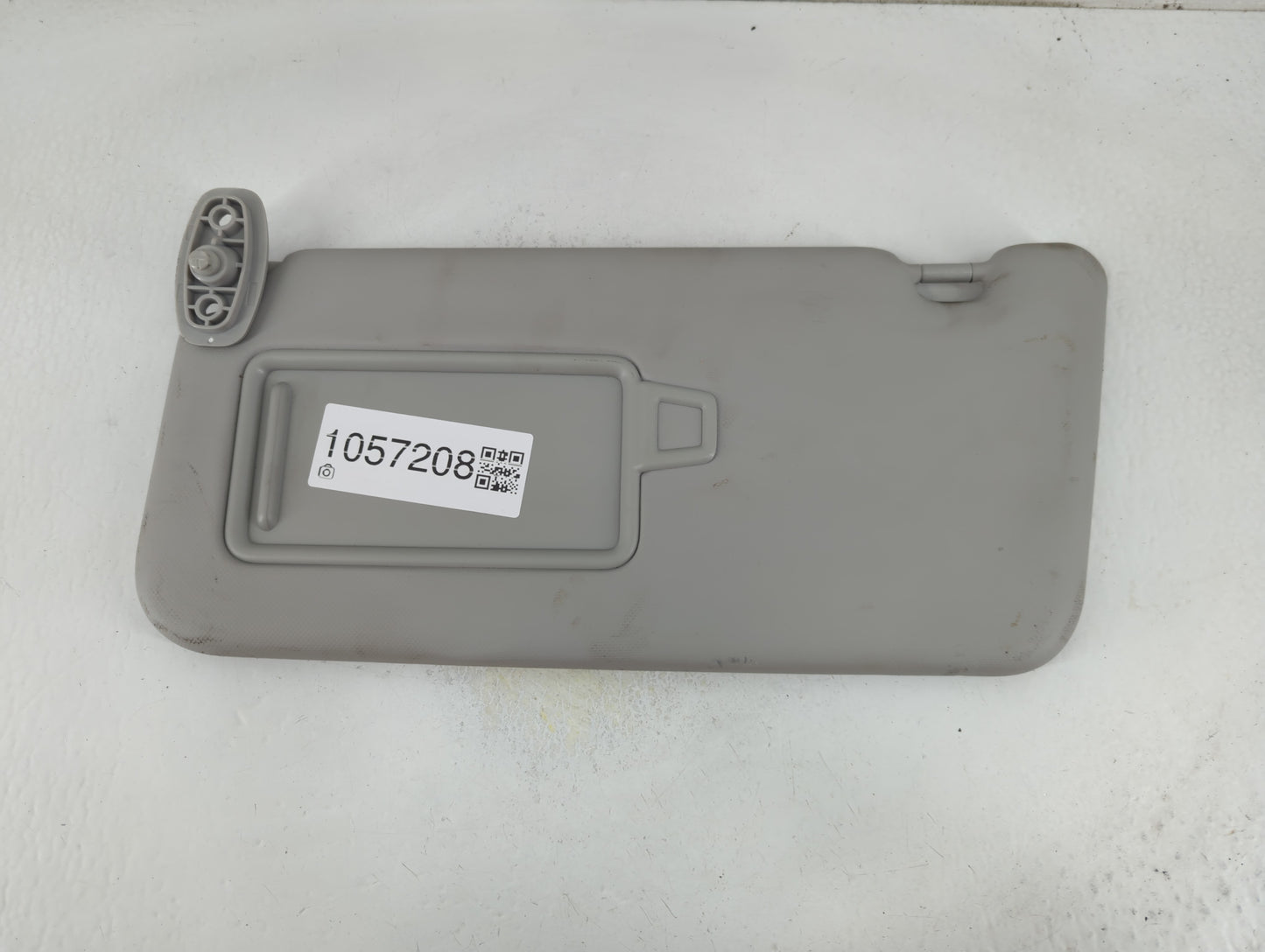 2020-2021 Kia Soul Sun Visor Shade Replacement Driver Left Mirror Fits Fits 2020 2021 OEM Used Auto Parts - Oemusedautoparts