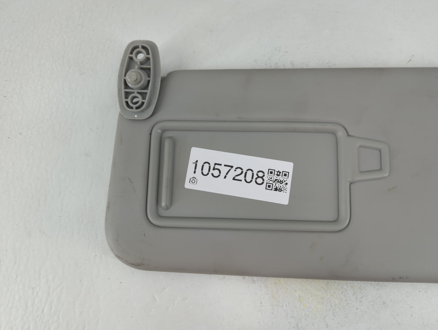 2020-2021 Kia Soul Sun Visor Shade Replacement Driver Left Mirror Fits Fits 2020 2021 OEM Used Auto Parts - Oemusedautoparts