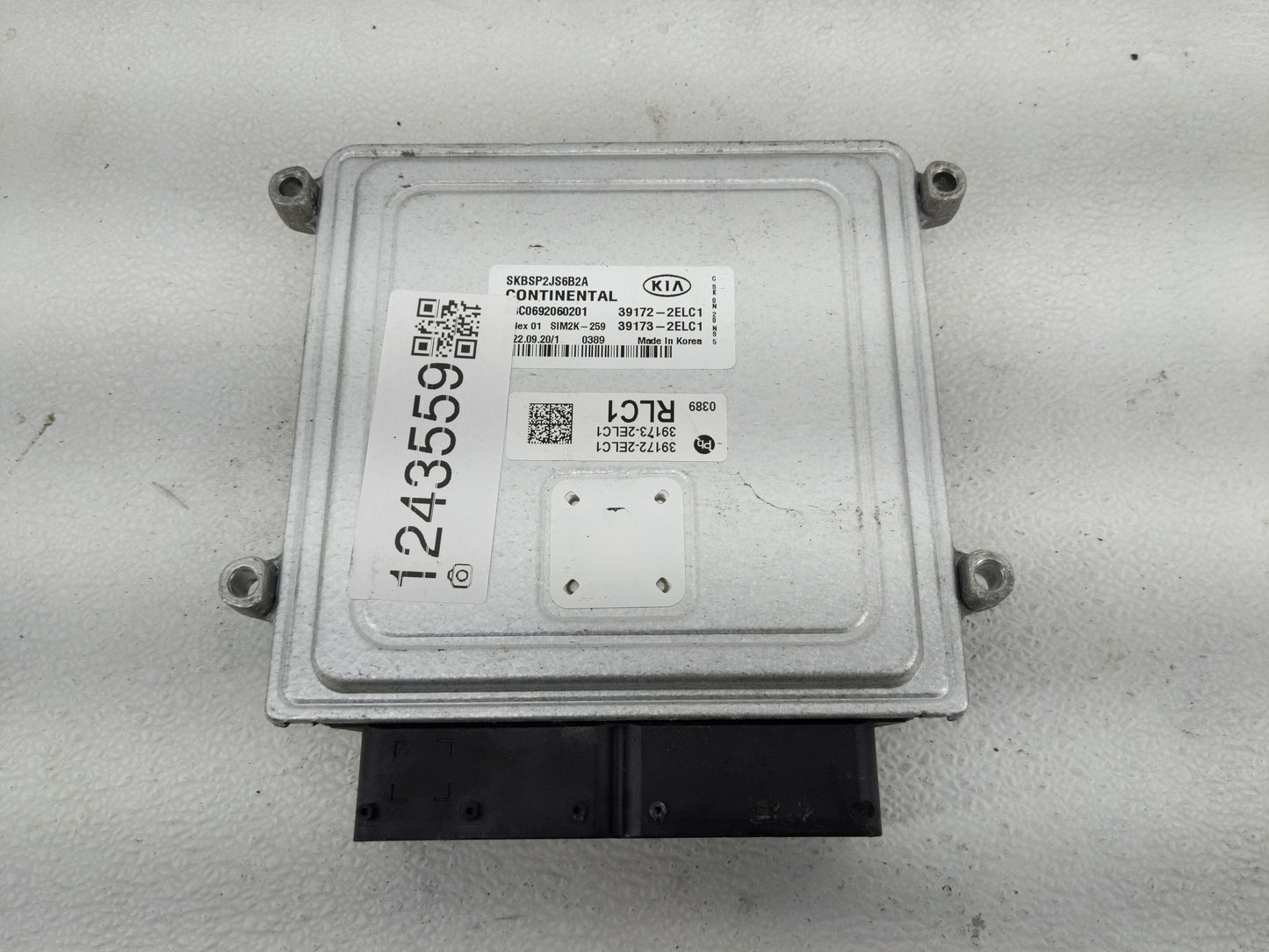 2020-2021 Kia Soul PCM Engine Control Computer ECU ECM PCU OEM P/N:39173-2ELC1 39172-2ELC1 Fits Fits 2020 2021 OEM Used Auto