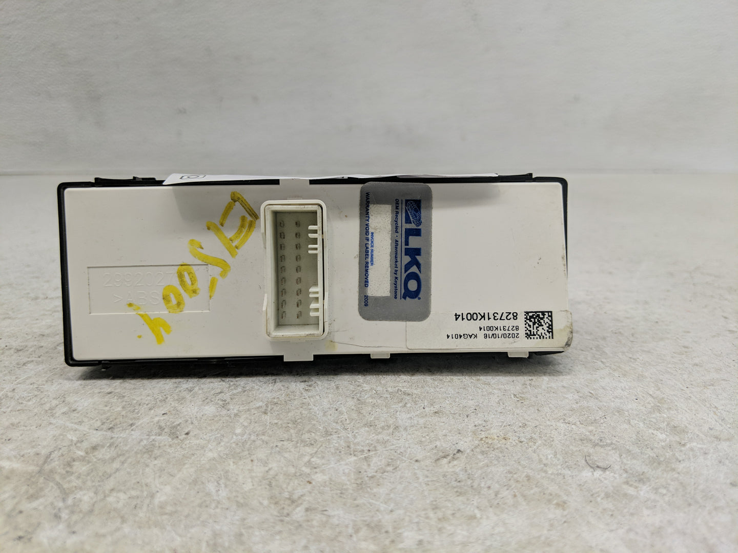 2020-2021 Kia Soul Master Power Window Switch Replacement Driver Side Left Fits Fits 2020 2021 OEM Used Auto Parts - Oemused