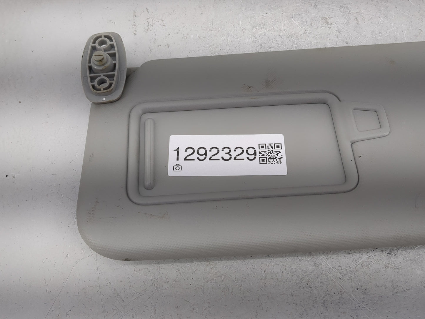 2020-2021 Kia Soul Sun Visor Shade Replacement Passenger Right Mirror Fits Fits 2020 2021 OEM Used Auto Parts - Oemusedautop