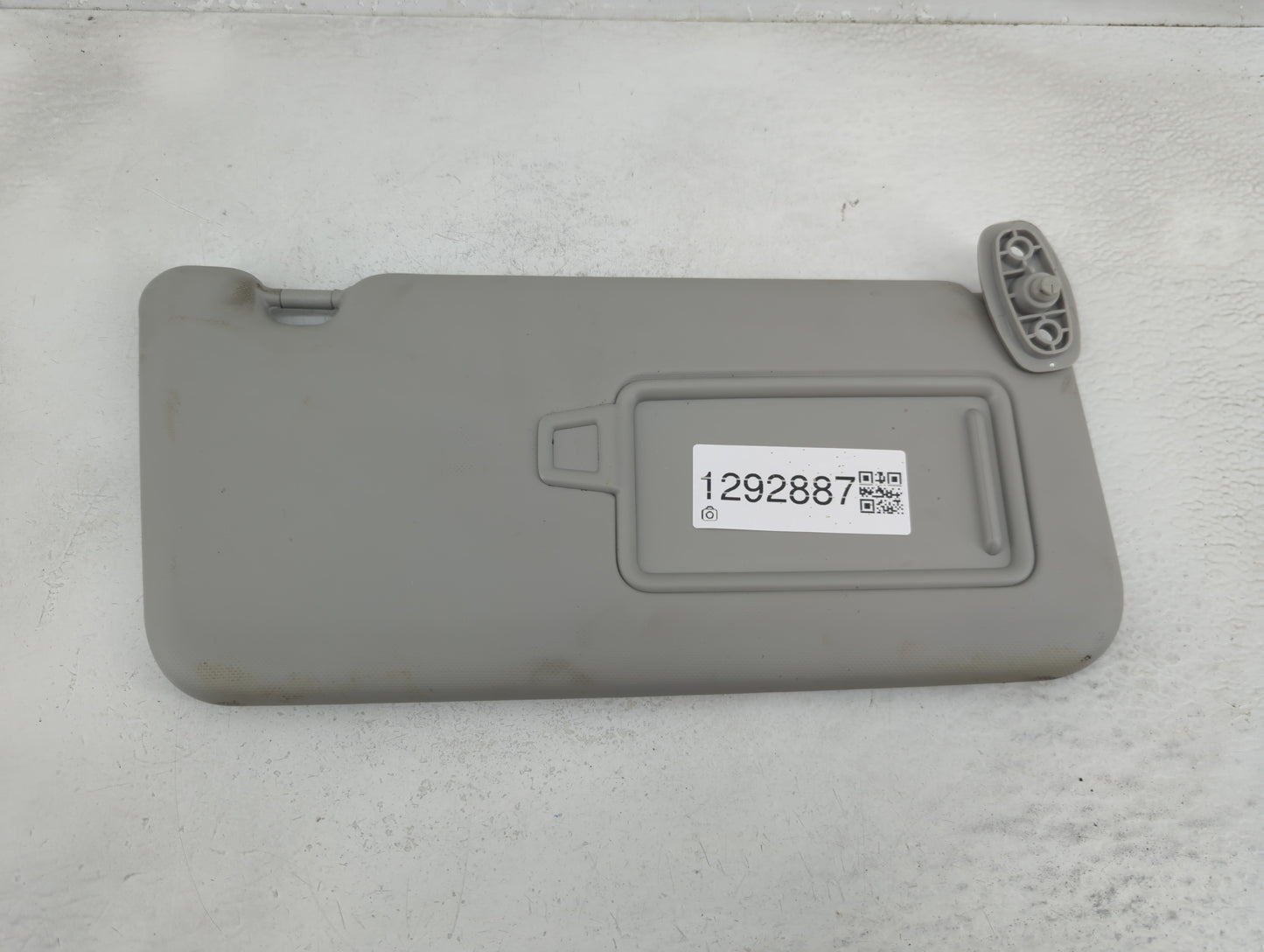 2020-2021 Kia Soul Sun Visor Shade Replacement Passenger Right Mirror Fits Fits 2020 2021 OEM Used Auto Parts - Oemusedautop