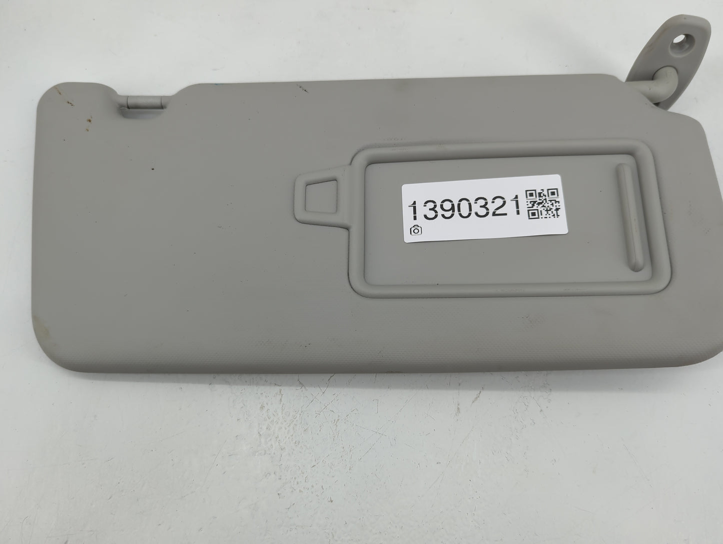 2020-2021 Kia Soul Sun Visor Shade Replacement Passenger Right Mirror Fits Fits 2020 2021 OEM Used Auto Parts - Oemusedautop