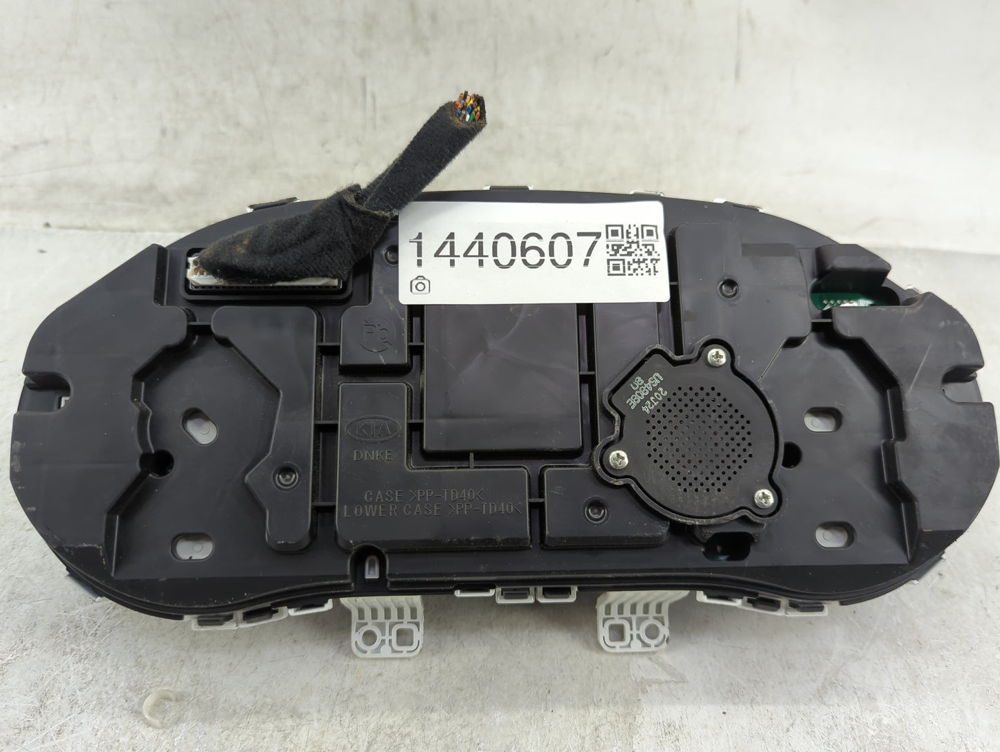 2021 Kia Soul Instrument Cluster Speedometer Gauges P/N:94001-K0520 11004-439700Q Fits OEM Used Auto Parts - Oemusedautopart