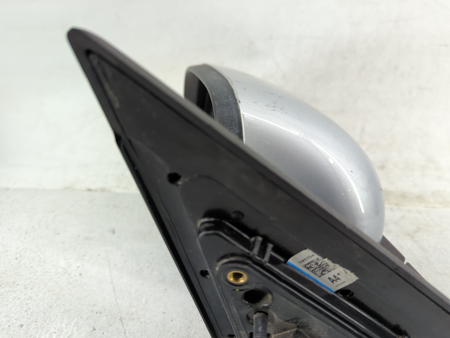 2020-2021 Kia Soul Driver Side View Mirror - Left Door Mirror OEM Used - Oemusedautoparts1.com