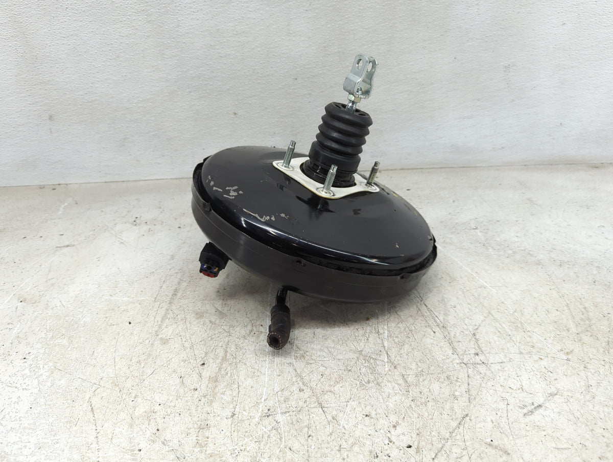 2020-2021 Kia Soul Power Brake Booster Oem 1451001 - Oemusedautoparts1.com