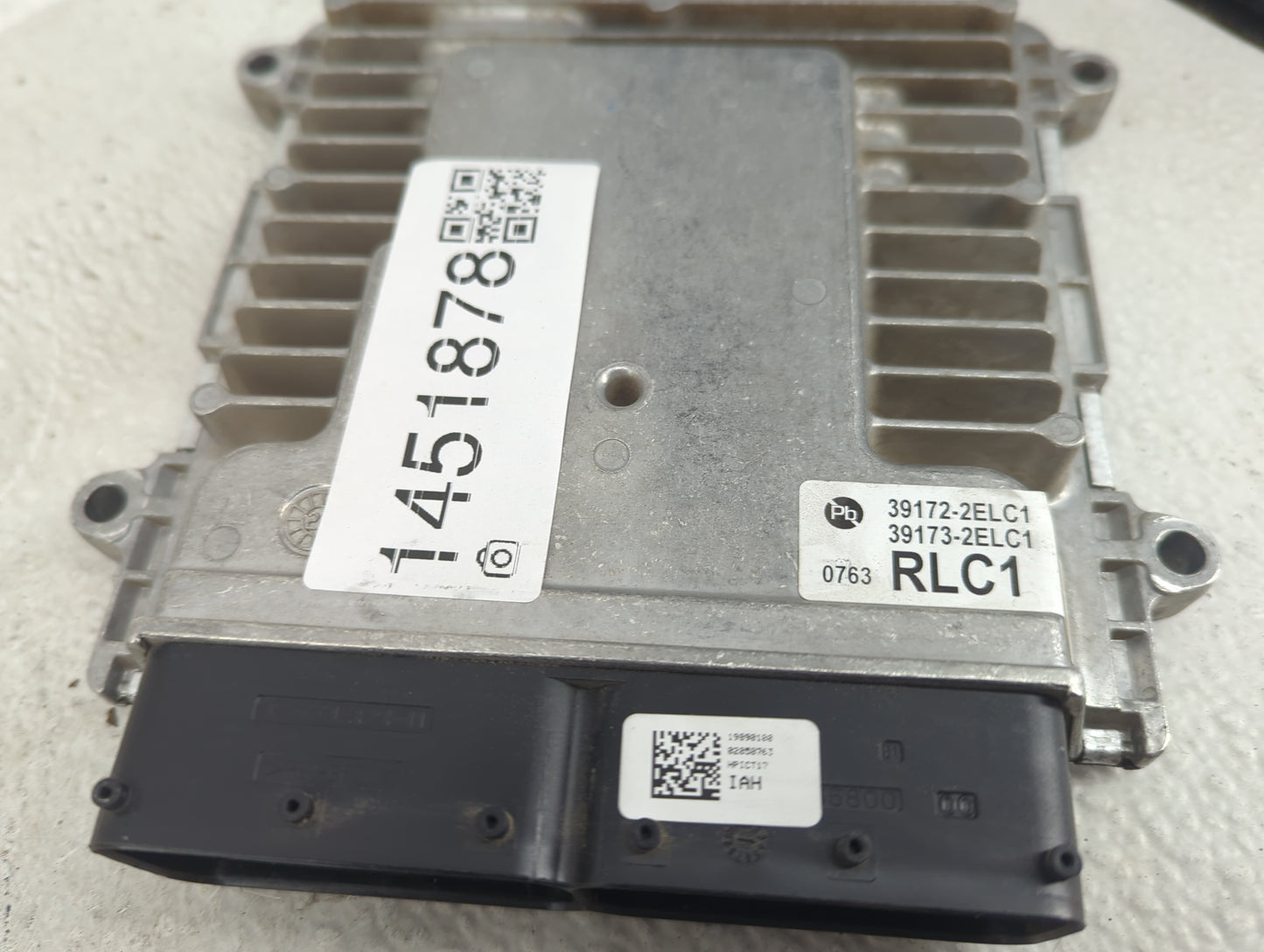2020-2021 Kia Soul PCM Engine Control Computer ECU ECM PCU OEM P/N:39172-2ELC1 39173-2ELC1 Fits Fits 2020 2021 OEM Used Auto