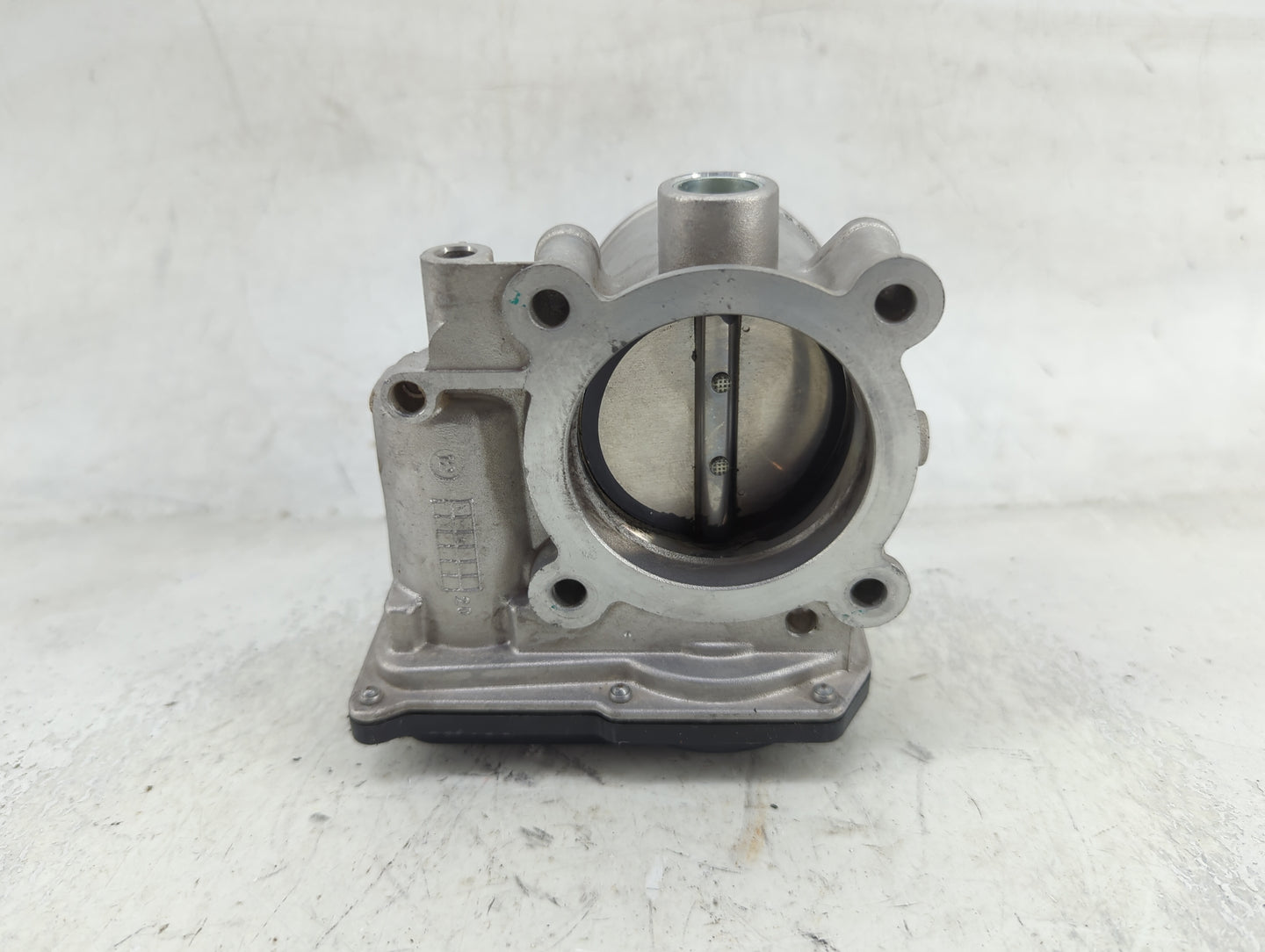 2020-2021 Kia Soul Throttle Body P/N:35100-2E410 5552 04D22 Fits Fits 2020 2021 2022 OEM Used Auto Parts - Oemusedautoparts1