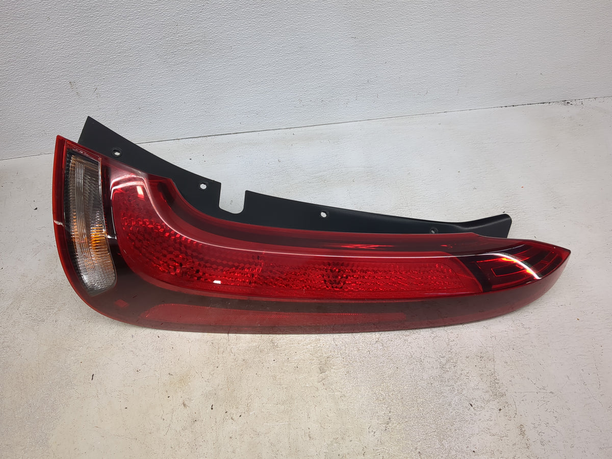 2020-2021 Kia Soul Tail Light Assembly Passenger Right OEM P/N:T01R Fits Fits 2020 2021 OEM Used Auto Parts - Oemusedautopar
