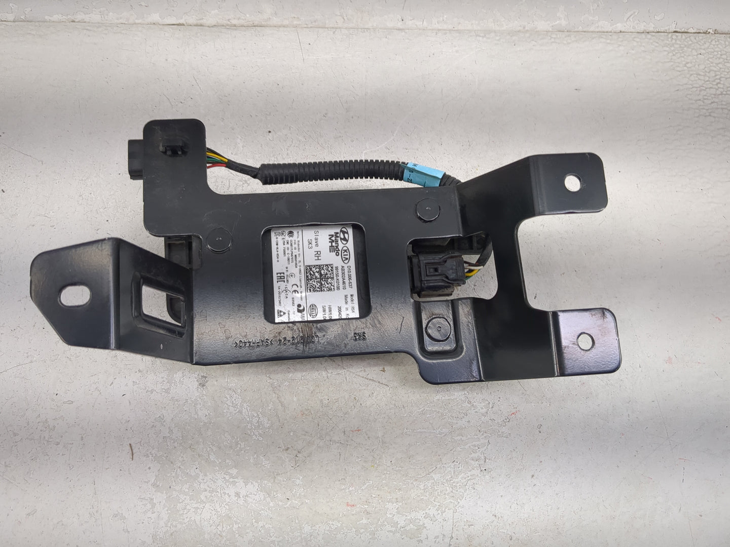 2021 Kia Soul Front Park Assist Sensor 5031202 - Oemusedautoparts1.com