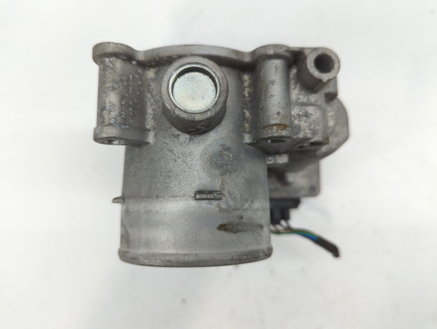 2020-2021 Kia Soul Throttle Body P/N:35100-2E410 Fits Fits 2020 2021 2022 OEM Used Auto Parts - Oemusedautoparts1.com