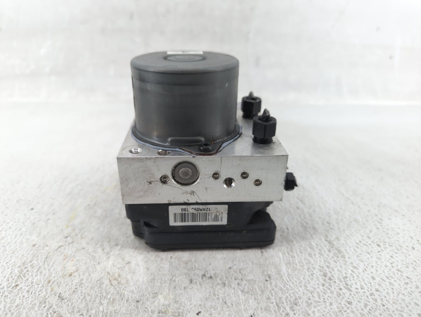 2020-2021 Kia Soul ABS Pump Control Module Replacement P/N:58910-K0100 Fits Fits 2020 2021 OEM Used Auto Parts - Oemusedauto