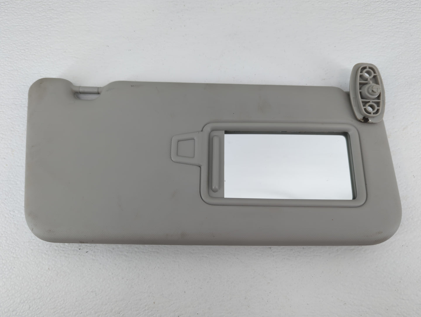 2020-2021 Kia Soul Sun Visor Shade Replacement Passenger Right Mirror Fits Fits 2020 2021 OEM Used Auto Parts - Oemusedautop