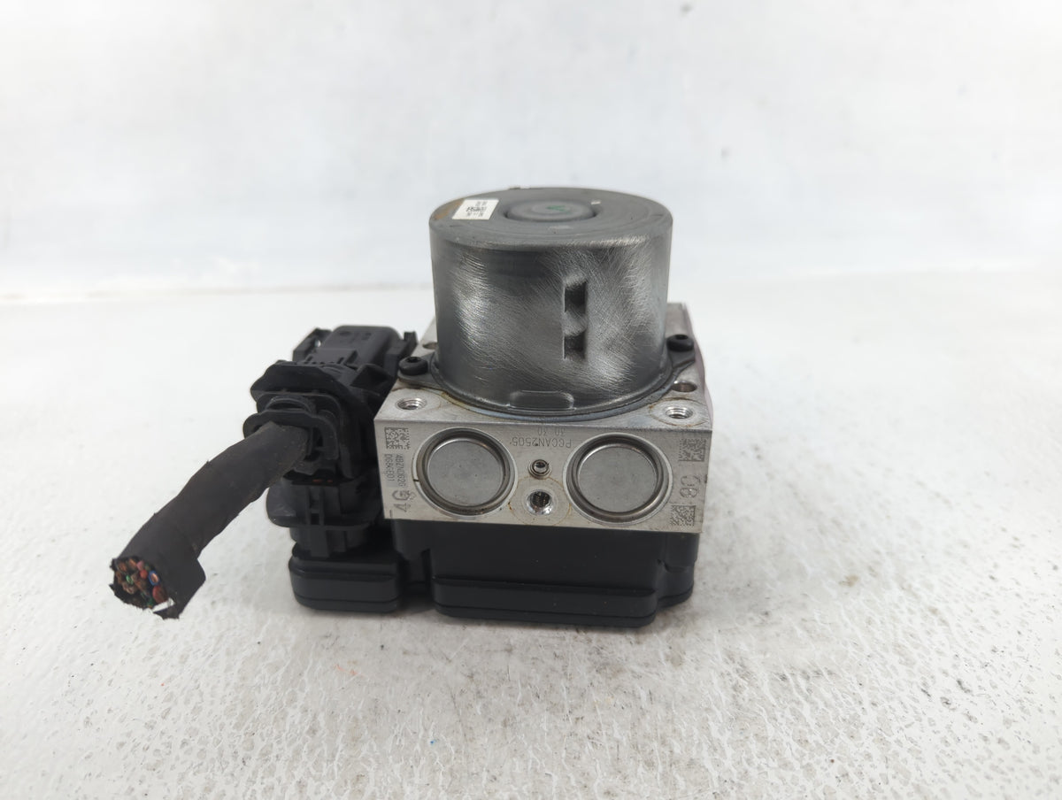 2020-2021 Kia Soul Anti-Lock Brake ABS Pump Module Actuator OEM P/N:58910-K0100 Fits Fits 2020 2021 OEM Used Auto Parts - Oe