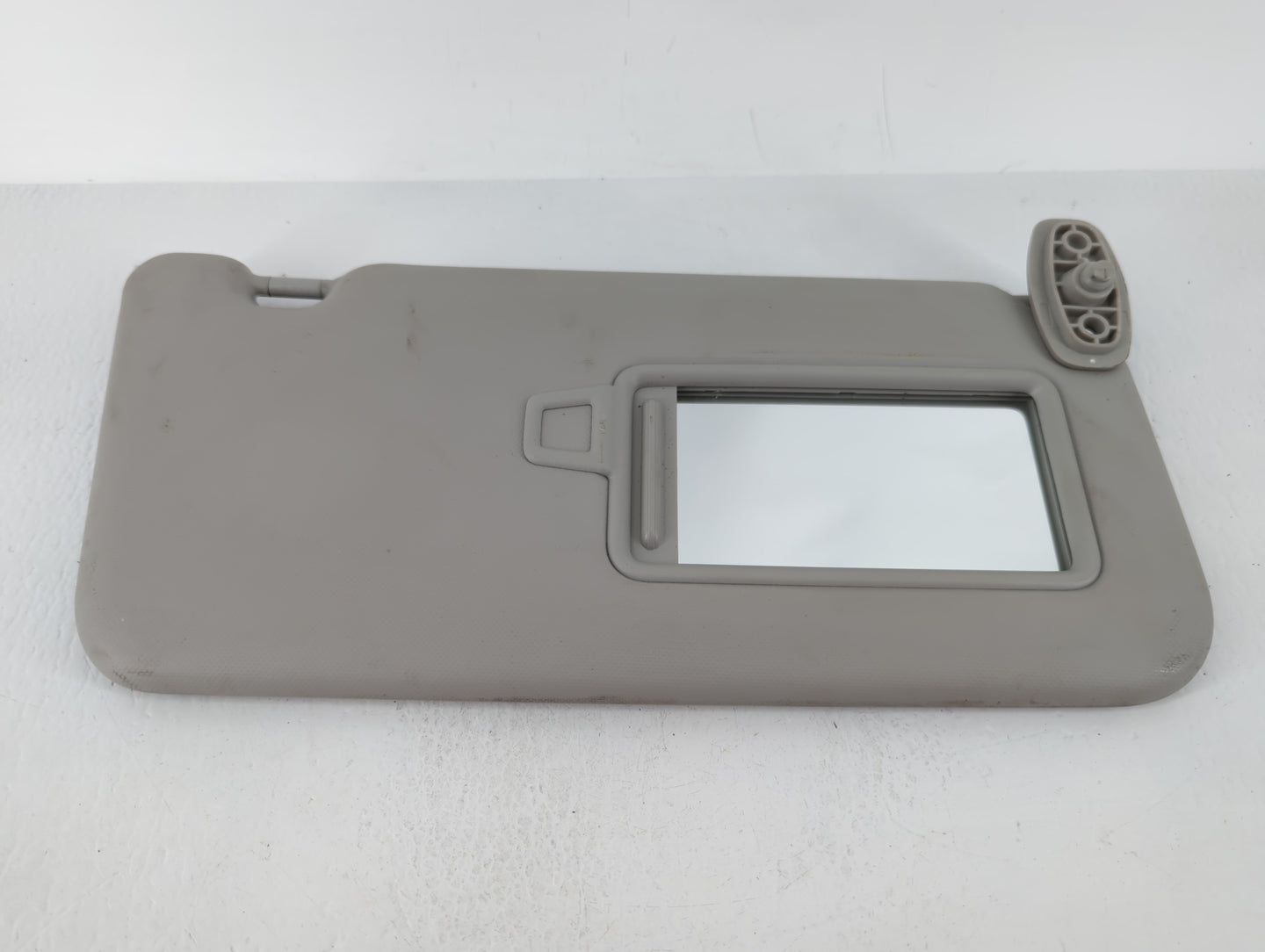 2020-2021 Kia Soul Sun Visor Shade Replacement Passenger Right Mirror Fits Fits 2020 2021 OEM Used Auto Parts - Oemusedautop