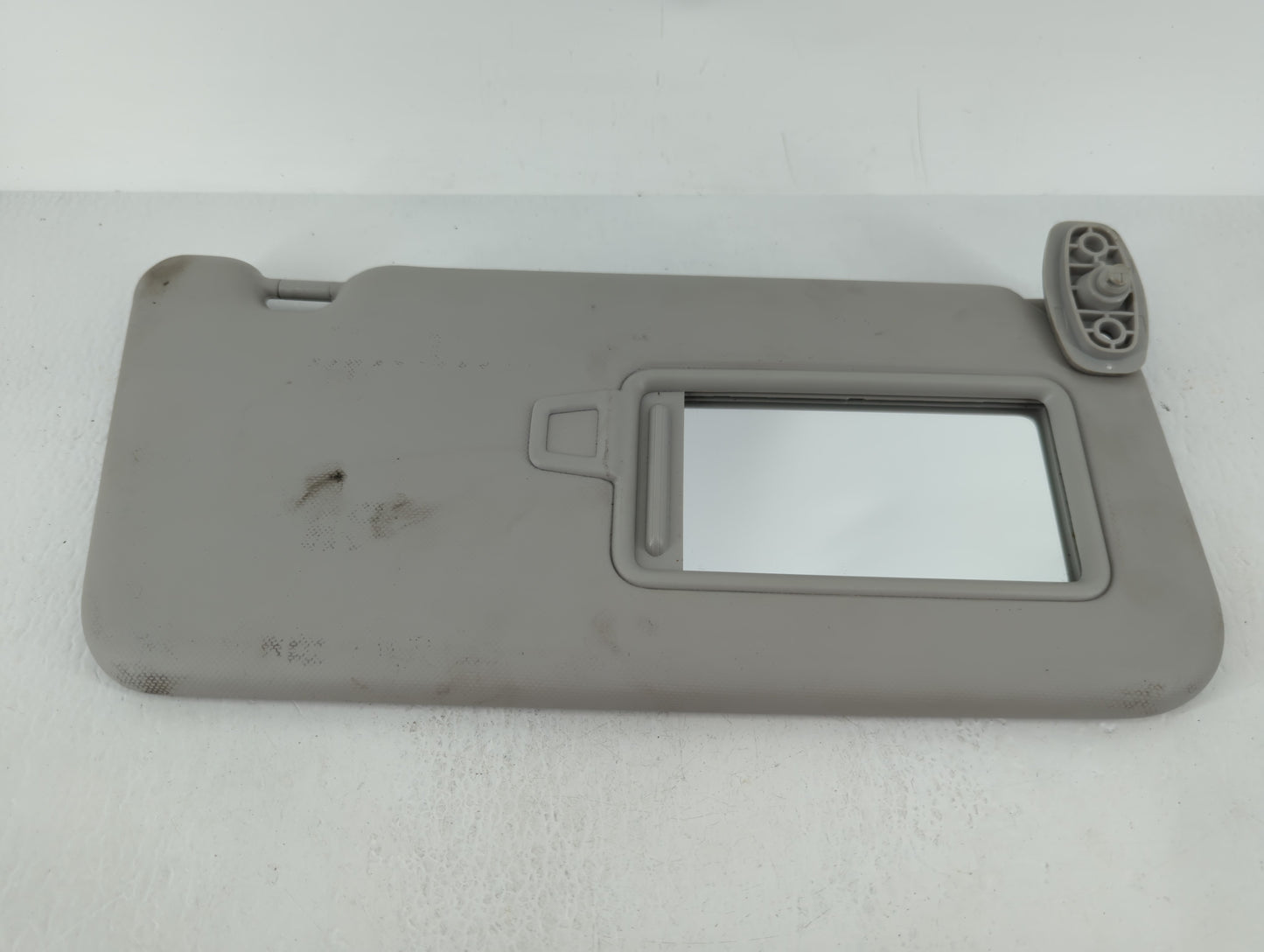 2020-2021 Kia Soul Sun Visor Shade Replacement Passenger Right Mirror Fits Fits 2020 2021 OEM Used Auto Parts - Oemusedautop