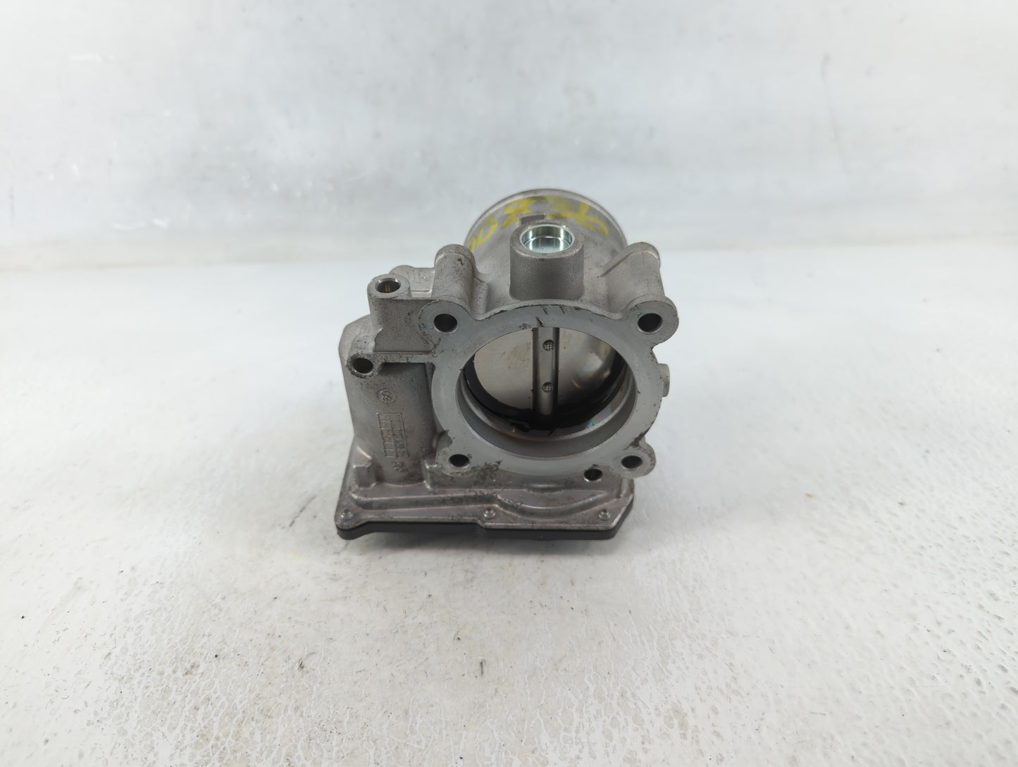 2020-2021 Kia Soul Throttle Body P/N:35100-2E410 Fits Fits 2020 2021 2022 OEM Used Auto Parts - Oemusedautoparts1.com