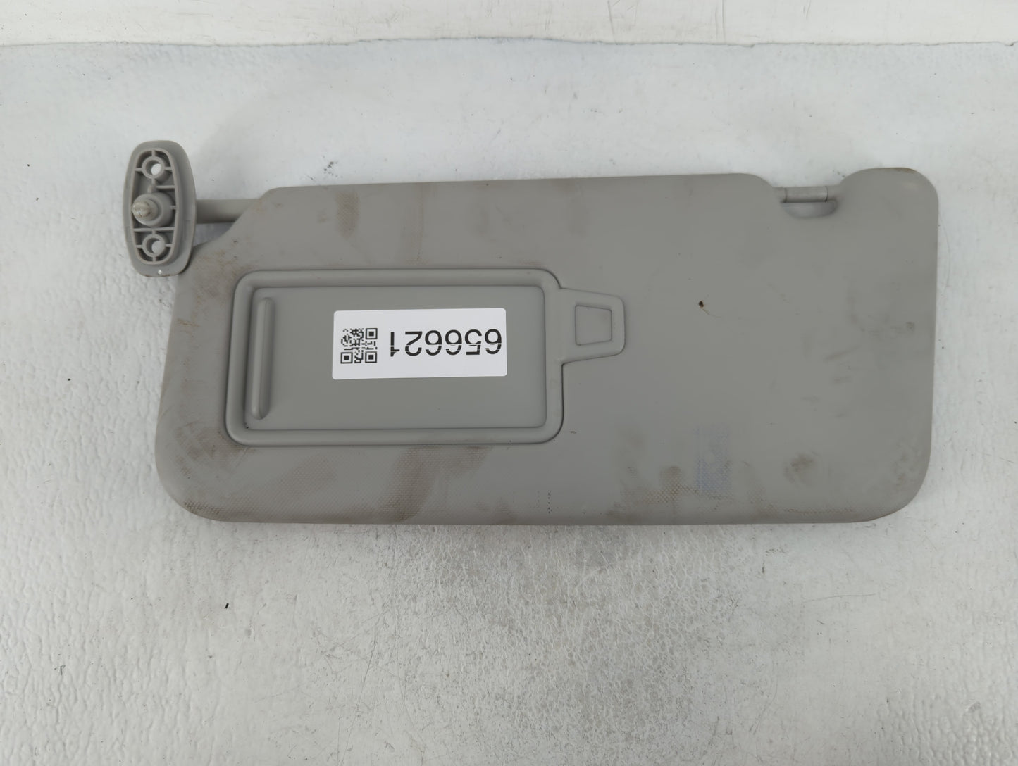 2020-2021 Kia Soul Sun Visor Shade Replacement Driver Left Mirror Fits Fits 2020 2021 OEM Used Auto Parts - Oemusedautoparts
