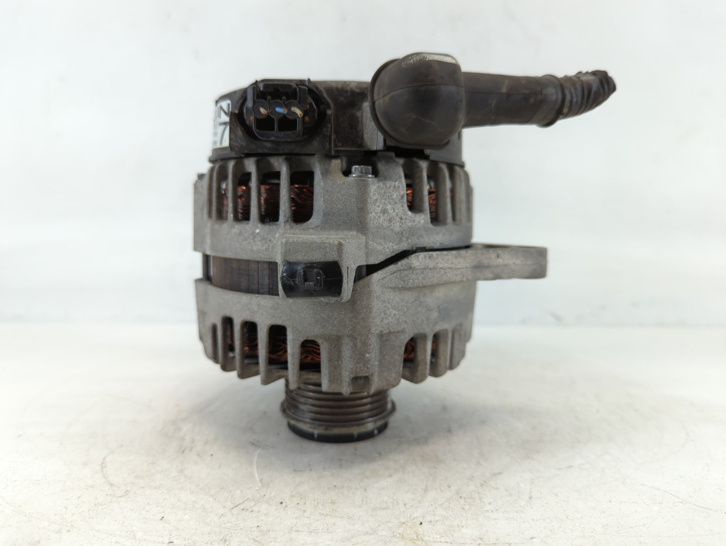 2020-2021 Kia Soul Alternator Replacement Generator Charging Assembly Engine OEM P/N:150A 37300-2E821 Fits OEM Used Auto Par