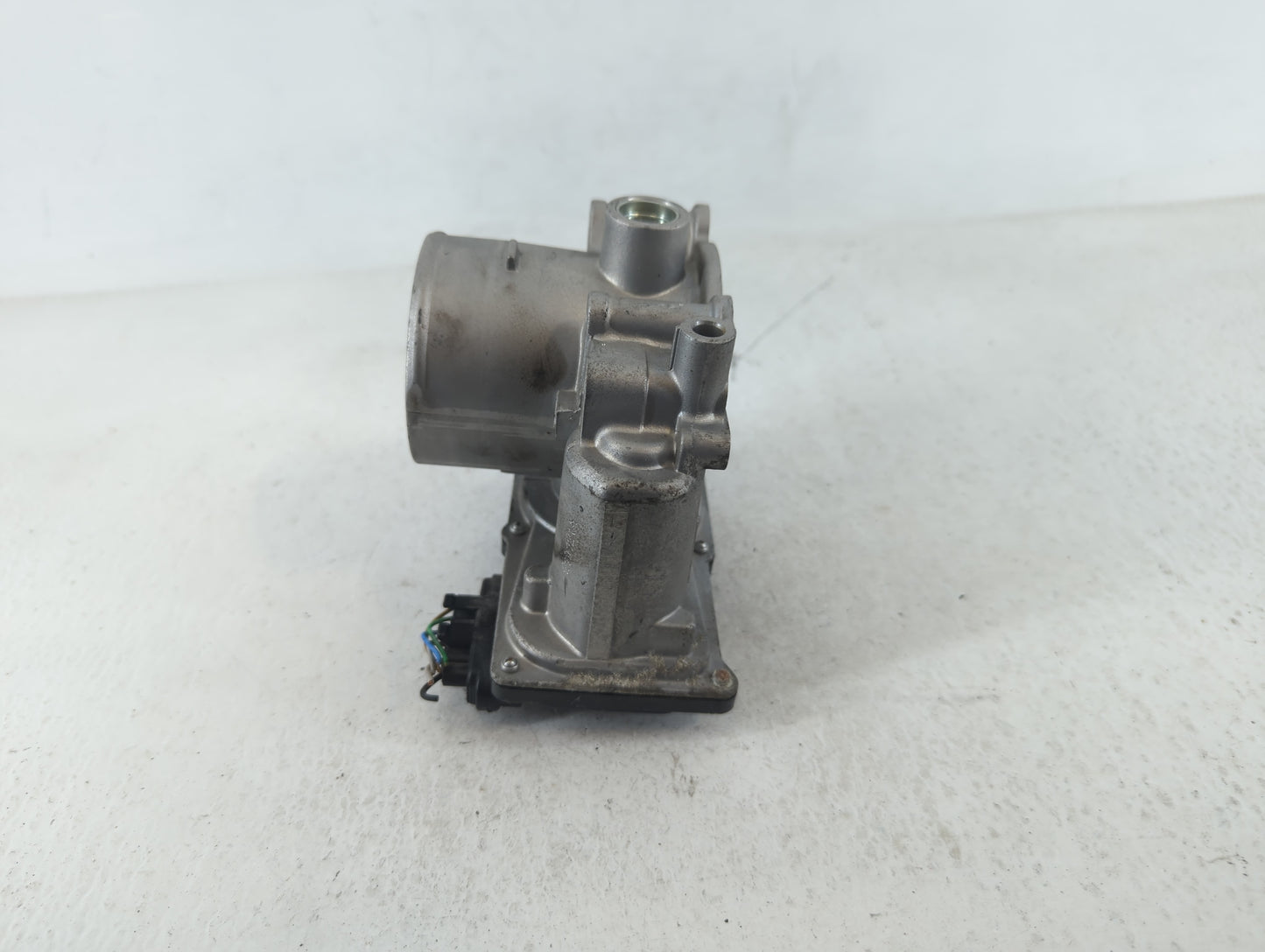 2020-2021 Kia Soul Throttle Body P/N:5552 01E27 35100-2E410 Fits Fits 2020 2021 2022 OEM Used Auto Parts - Oemusedautoparts1