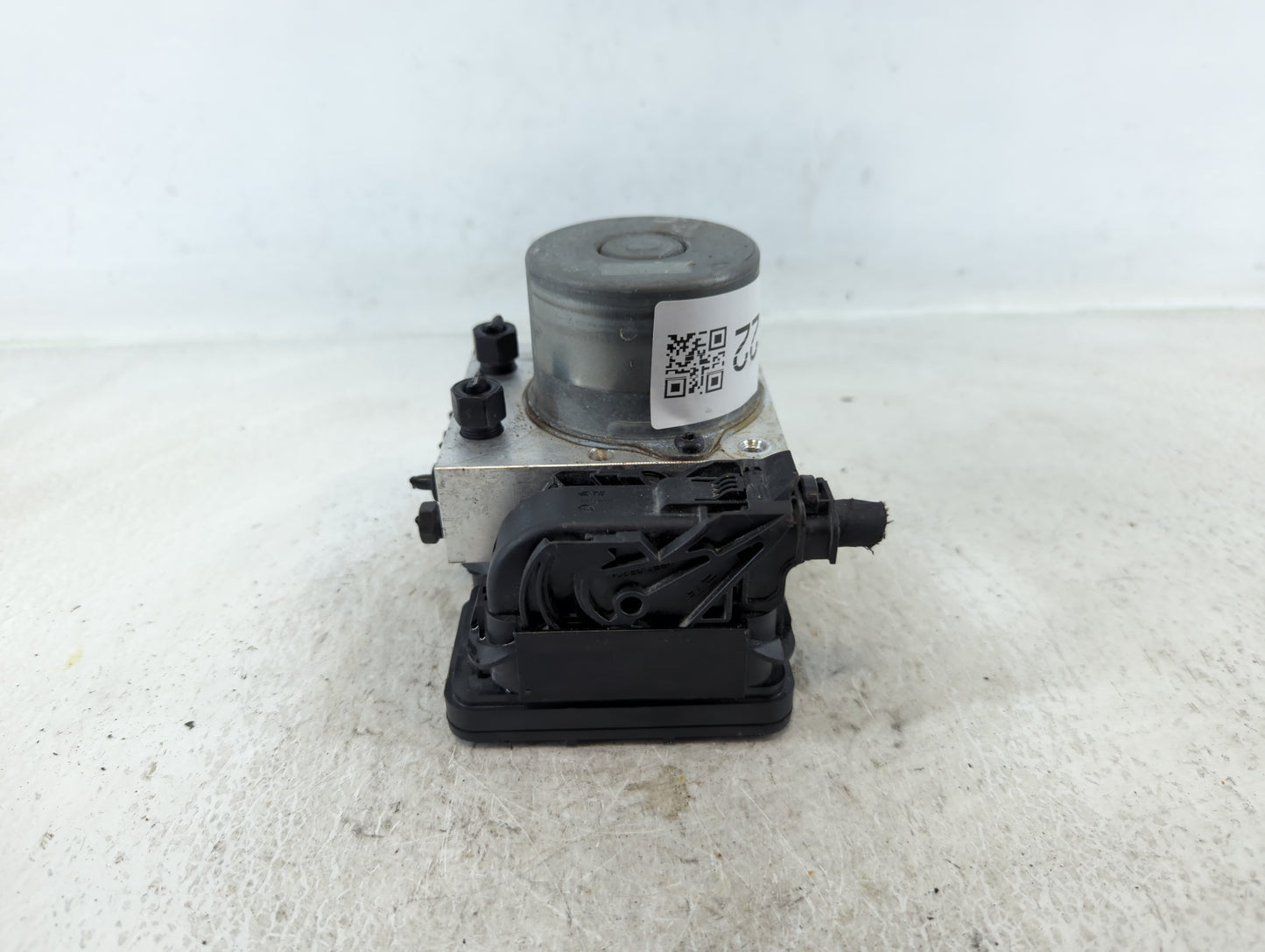 2020-2021 Kia Soul ABS Pump Control Module Replacement P/N:BE600EAC00 AC2GAG1F15-3-0827 Fits Fits 2020 2021 OEM Used Auto Pa