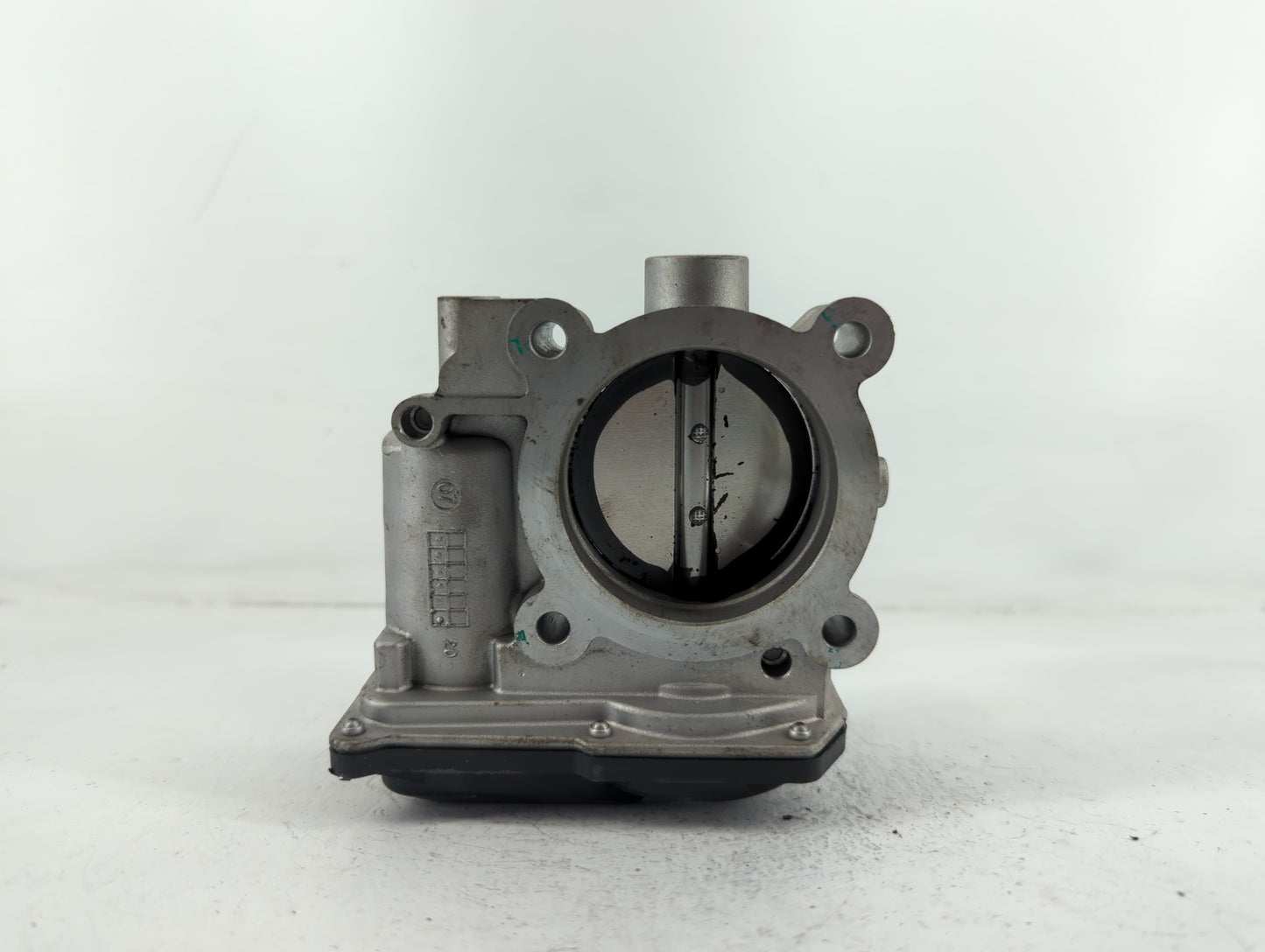 2020-2021 Kia Soul Throttle Body P/N:35100-2E410 Fits Fits 2020 2021 2022 OEM Used Auto Parts - Oemusedautoparts1.com