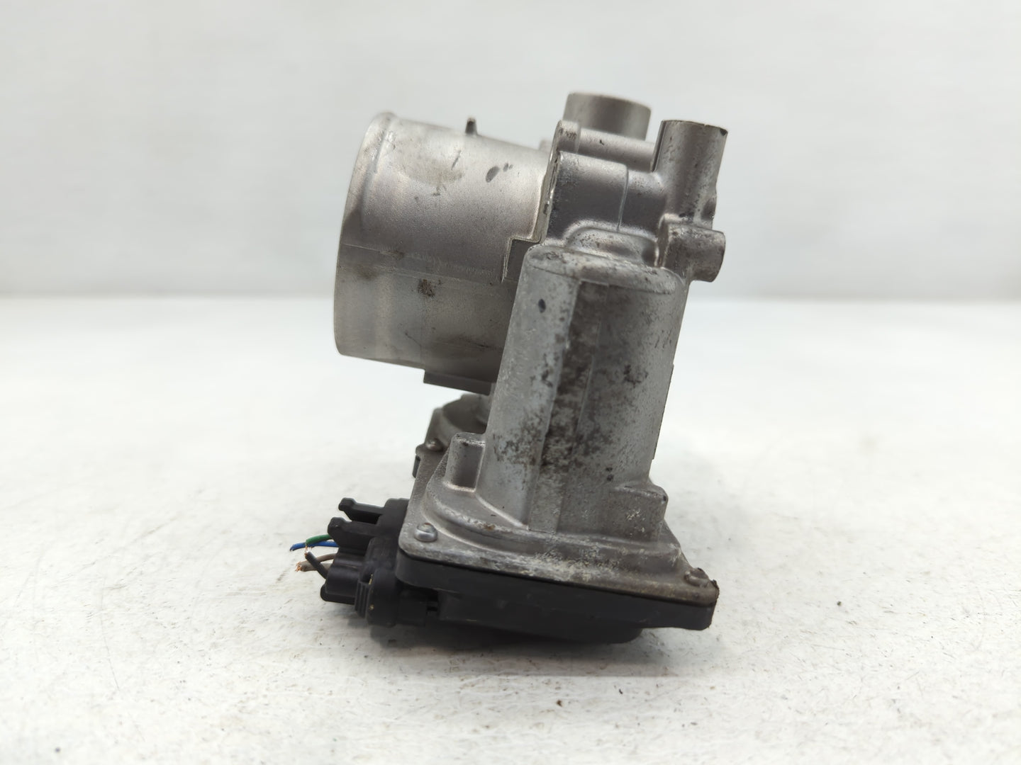 2020-2021 Kia Soul Throttle Body P/N:35100-2E410 Fits Fits 2020 2021 2022 OEM Used Auto Parts - Oemusedautoparts1.com
