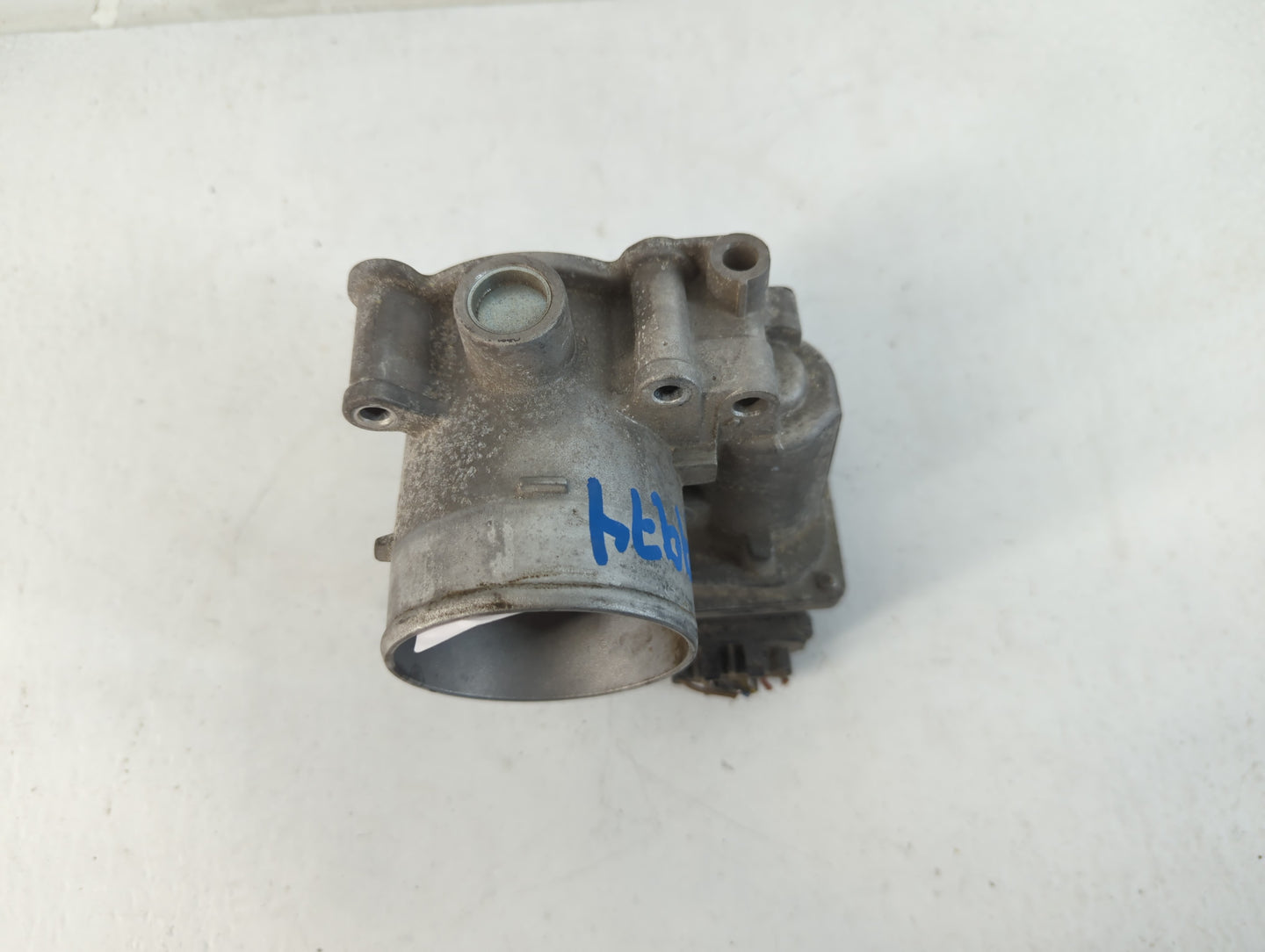 2020-2021 Kia Soul Throttle Body P/N:35100-2E410 Fits Fits 2020 2021 2022 OEM Used Auto Parts - Oemusedautoparts1.com