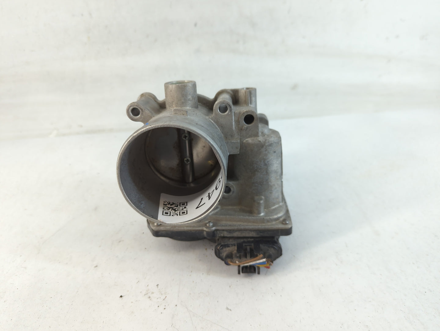 2020-2021 Kia Soul Throttle Body P/N:35100-2E410 Fits Fits 2020 2021 2022 OEM Used Auto Parts - Oemusedautoparts1.com