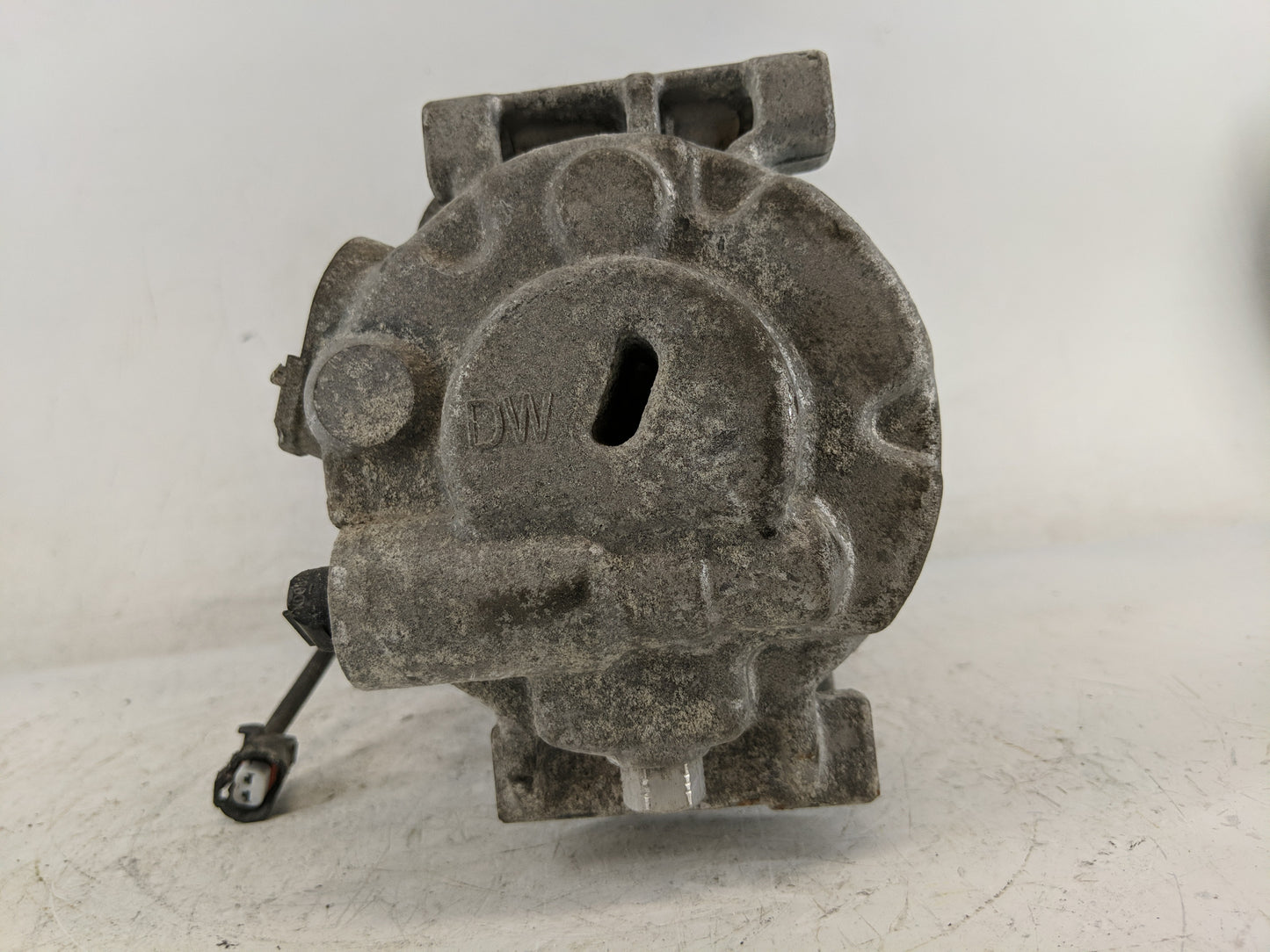 2020-2021 Kia Sportage Air Conditioning A/c Ac Compressor Oem - Oemusedautoparts1.com