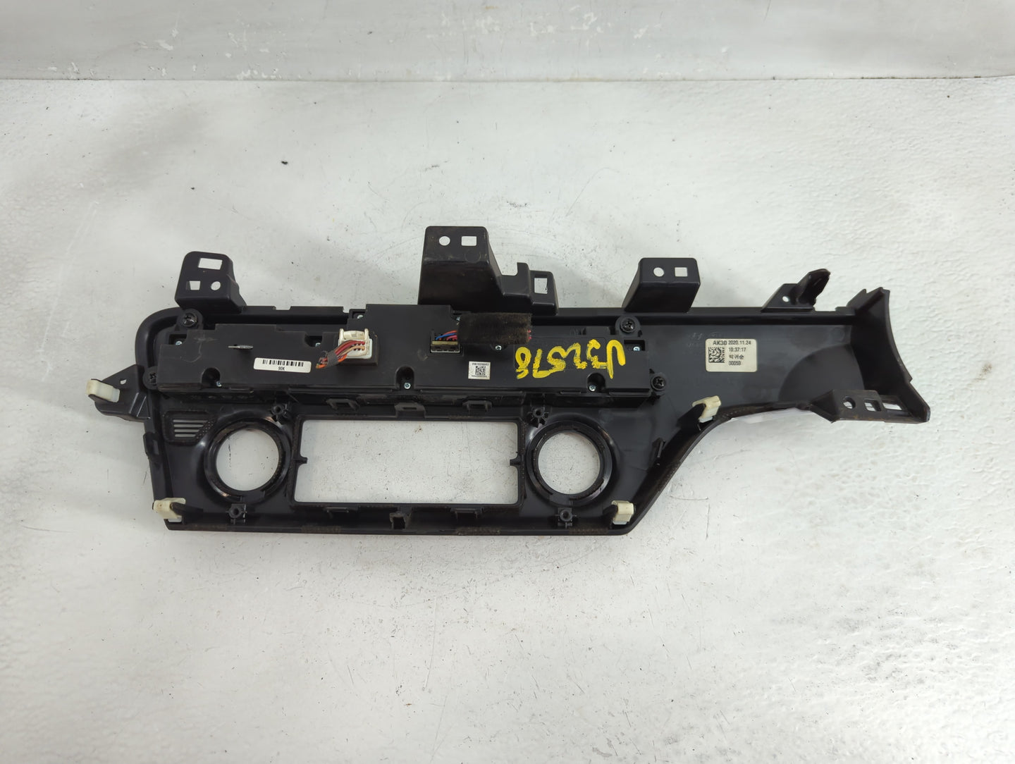 2018-2021 Kia Sportage Radio Control Panel - Oemusedautoparts1.com