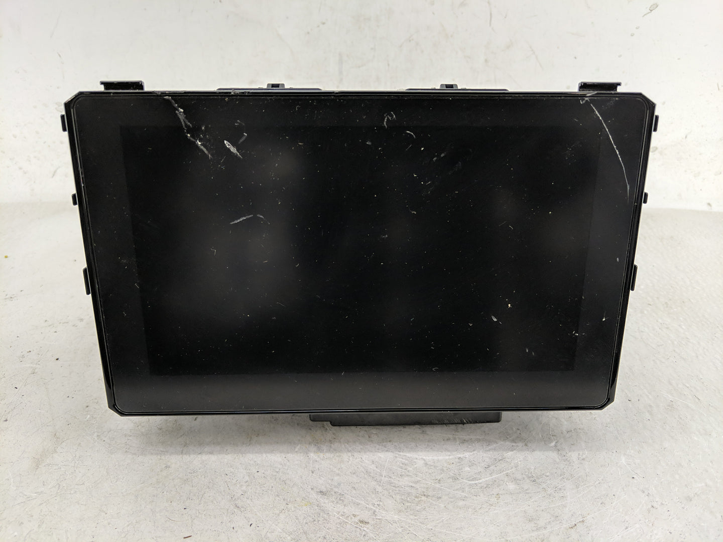 2020-2021 Kia Sportage Radio AM FM Cd Player Receiver Replacement P/N:96160D9220FHV Fits Fits 2020 2021 OEM Used Auto Parts 