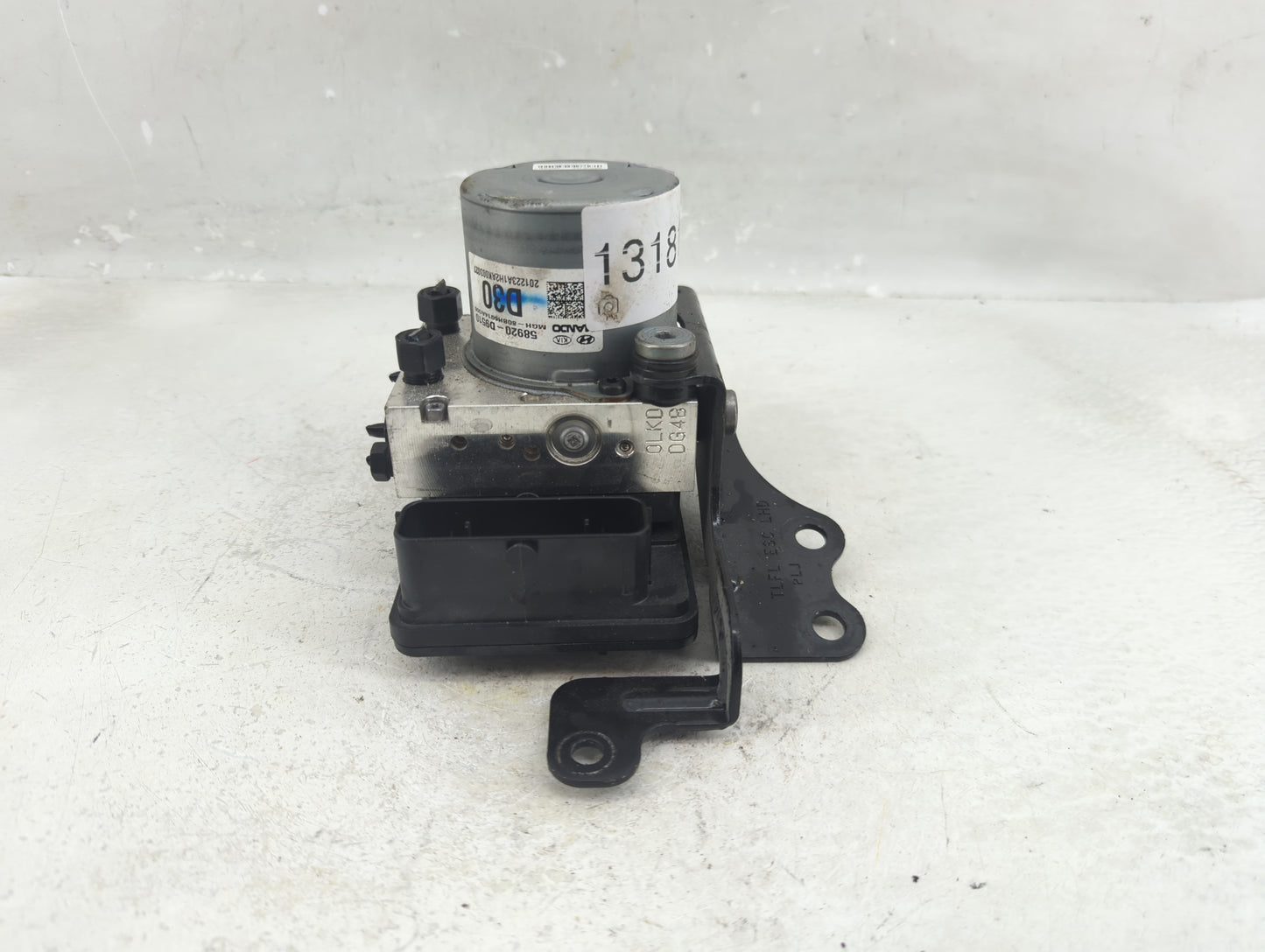 2020-2021 Kia Sportage ABS Pump Control Module Replacement P/N:58920-D9510 Fits Fits 2020 2021 OEM Used Auto Parts - Oemused