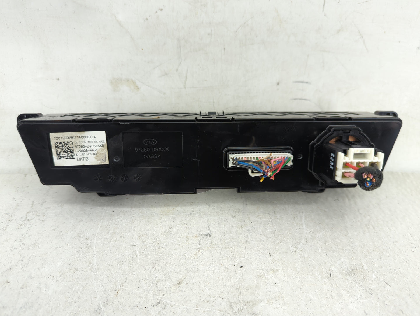 2020-2021 Kia Sportage Climate Control Module Temperature AC/Heater Replacement P/N:97250-D9FB1AK5 Fits Fits 2020 2021 OEM U