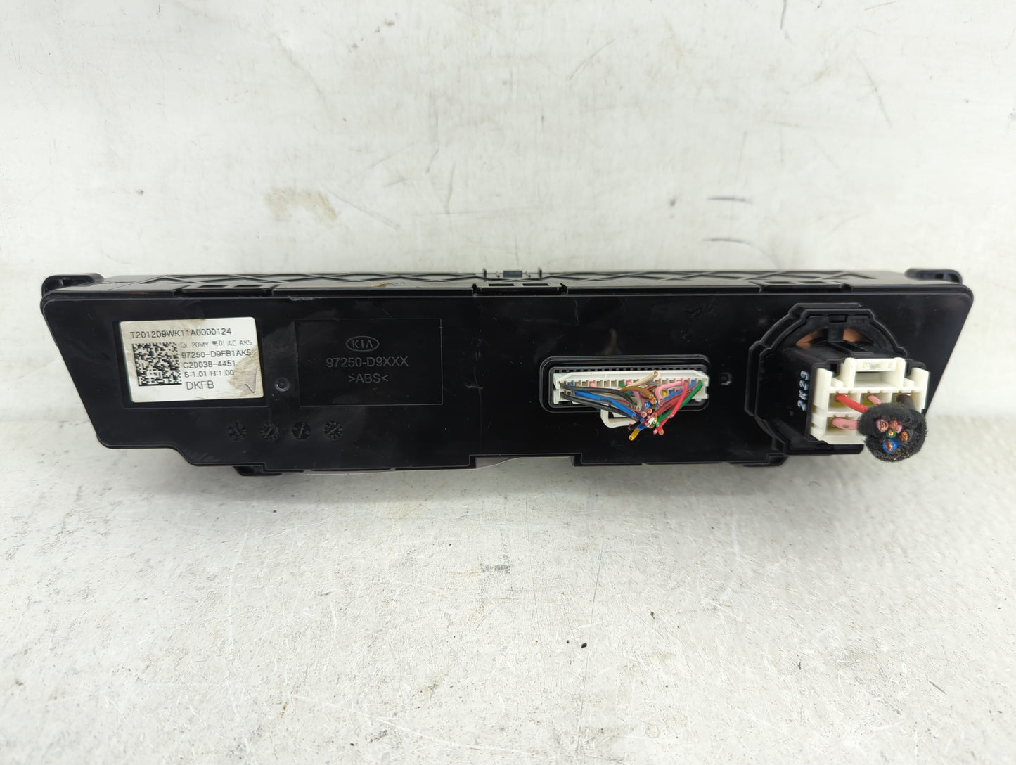 2020-2021 Kia Sportage Climate Control Module Temperature AC/Heater Replacement P/N:97250-D9FB1AK5 Fits Fits 2020 2021 OEM U