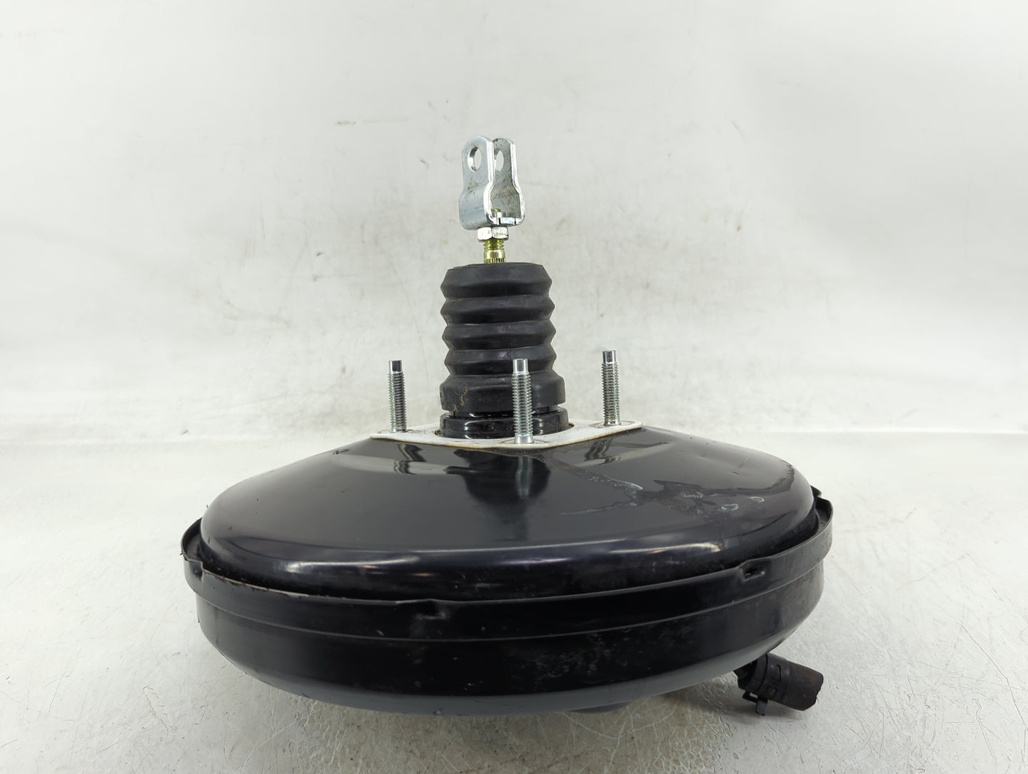 2017-2021 Kia Sportage Power Brake Booster Oem - Oemusedautoparts1.com
