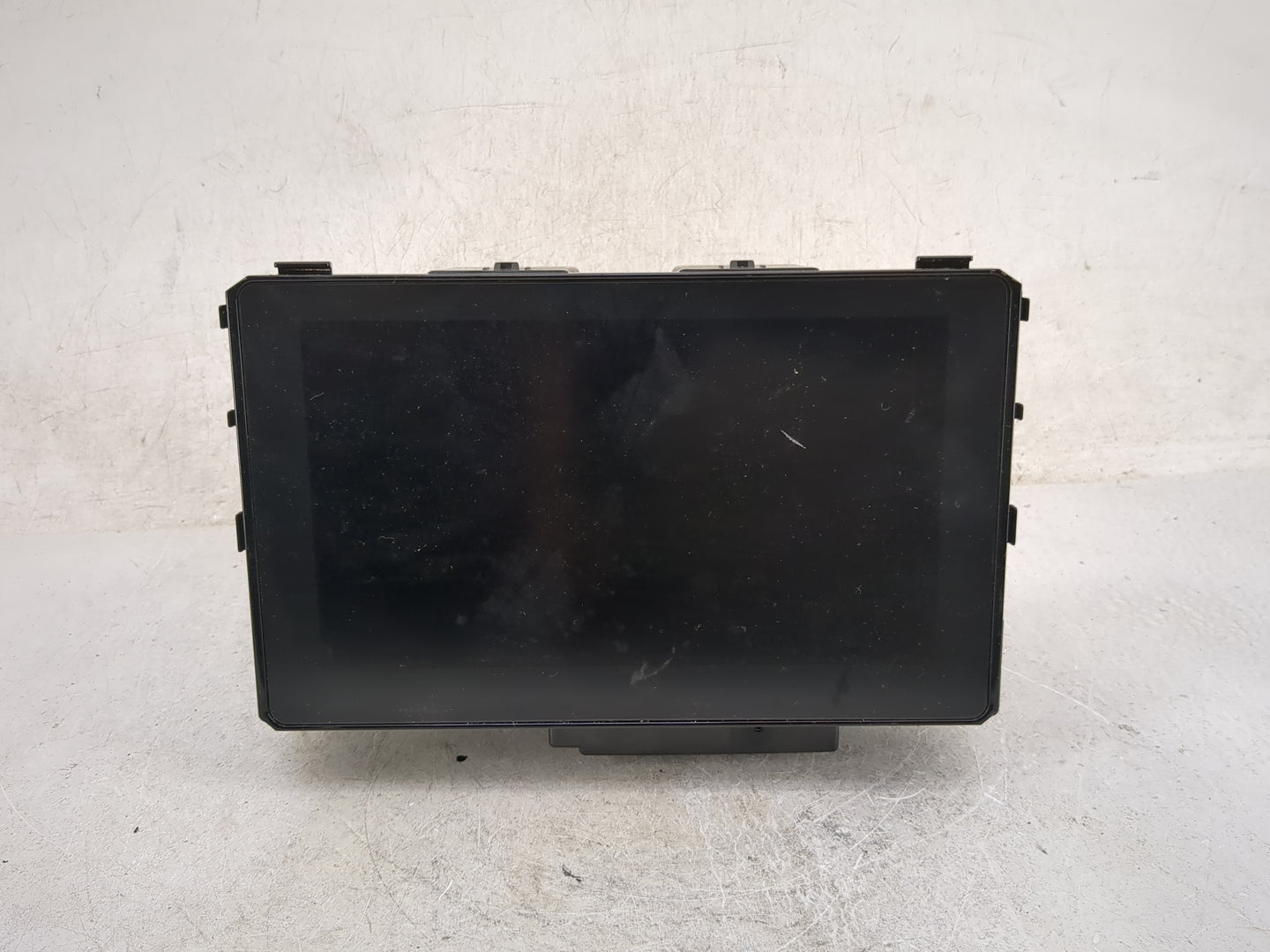 2020-2021 Kia Sportage Radio AM FM Cd Player Receiver Replacement P/N:96160D9220FHV Fits Fits 2020 2021 OEM Used Auto Parts 