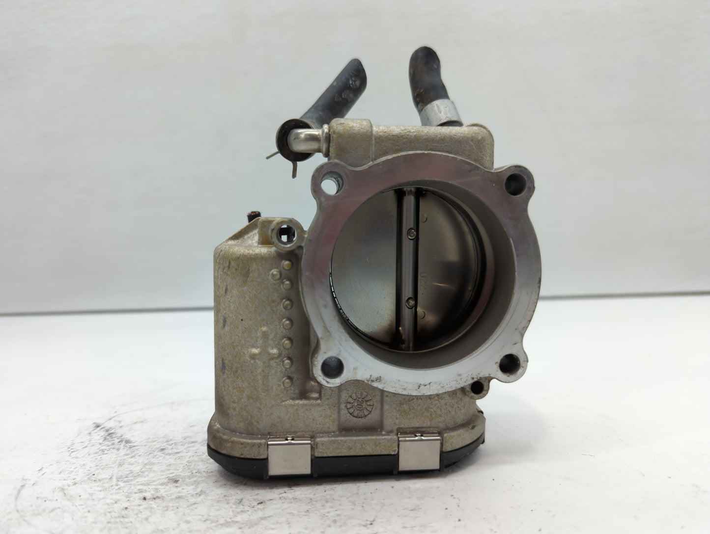 2017-2021 Kia Sportage Throttle Body P/N:35100-2G600 Fits Fits 2015 2016 2017 2018 2019 2020 2021 OEM Used Auto Parts - Oemu