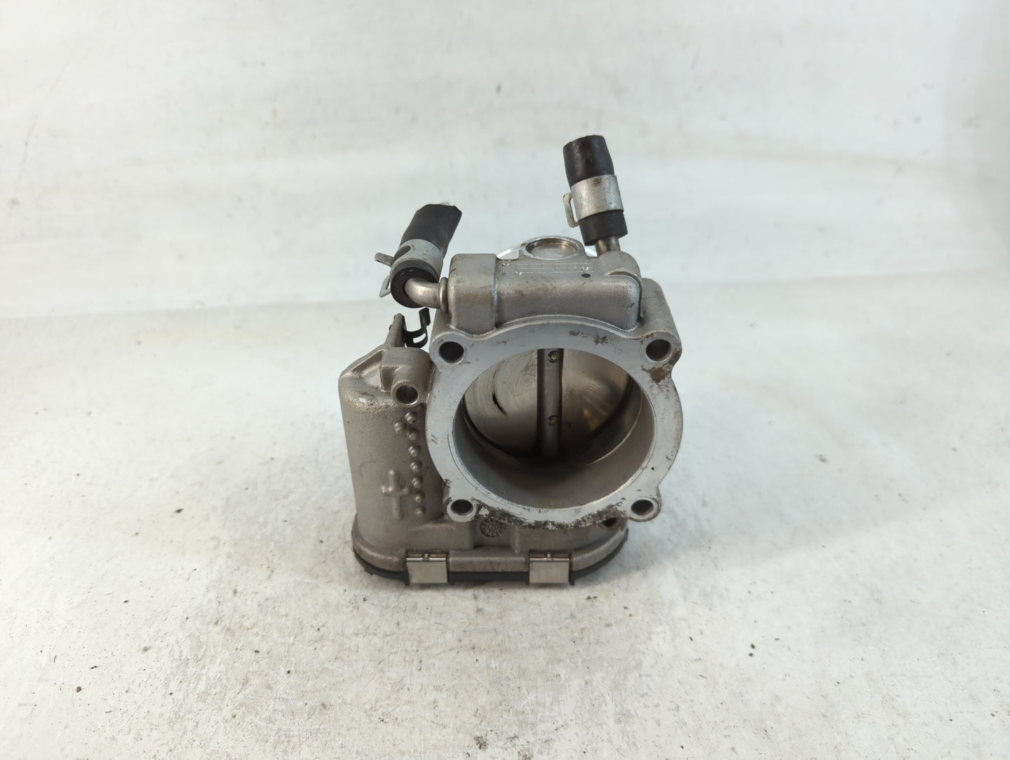 2017-2021 Kia Sportage Throttle Body P/N:35100-2G600 Fits Fits 2015 2016 2017 2018 2019 2020 2021 OEM Used Auto Parts - Oemu