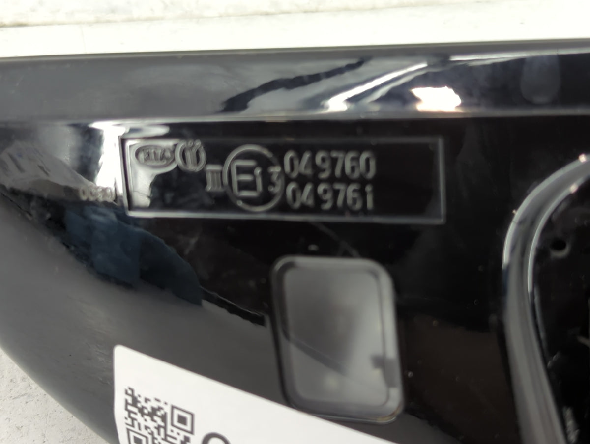 2018-2020 Kia Stinger Driver Side View Mirror - Left Door Mirror OEM Used - Oemusedautoparts1.com
