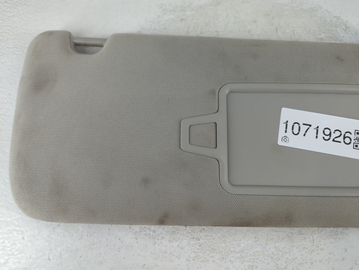 2020-2022 Kia Telluride Sun Visor Shade Replacement Passenger Right Mirror Fits Fits 2020 2021 2022 OEM Used Auto Parts - Oe