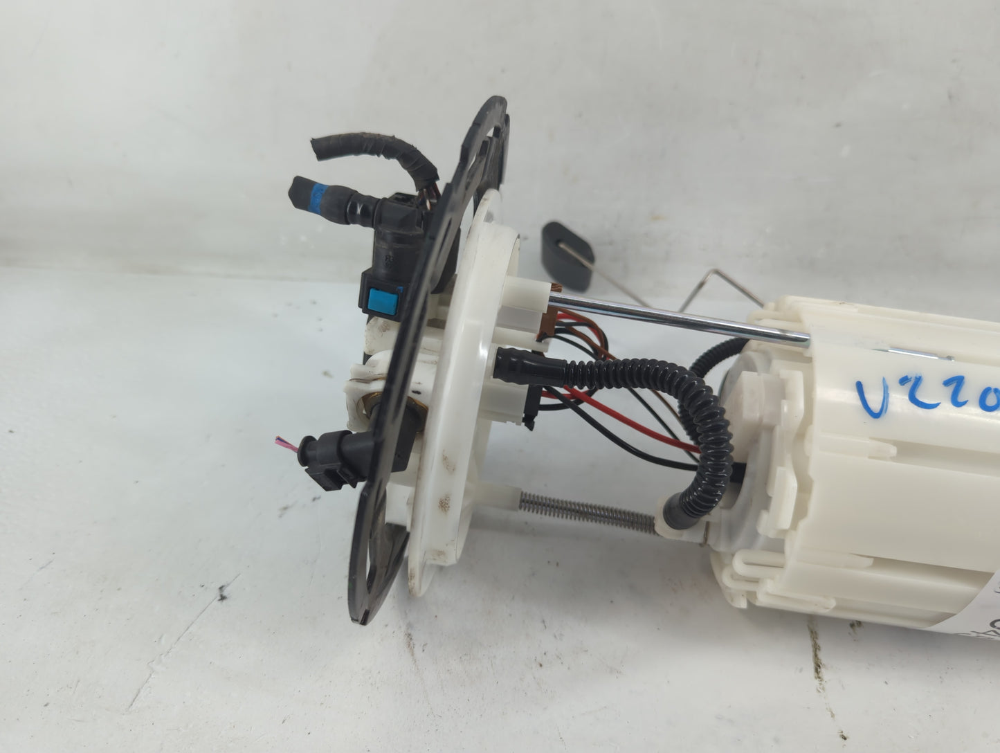 2020-2022 Kia Telluride Electrical Gas Fuel Pump Assembly - Oemusedautoparts1.com