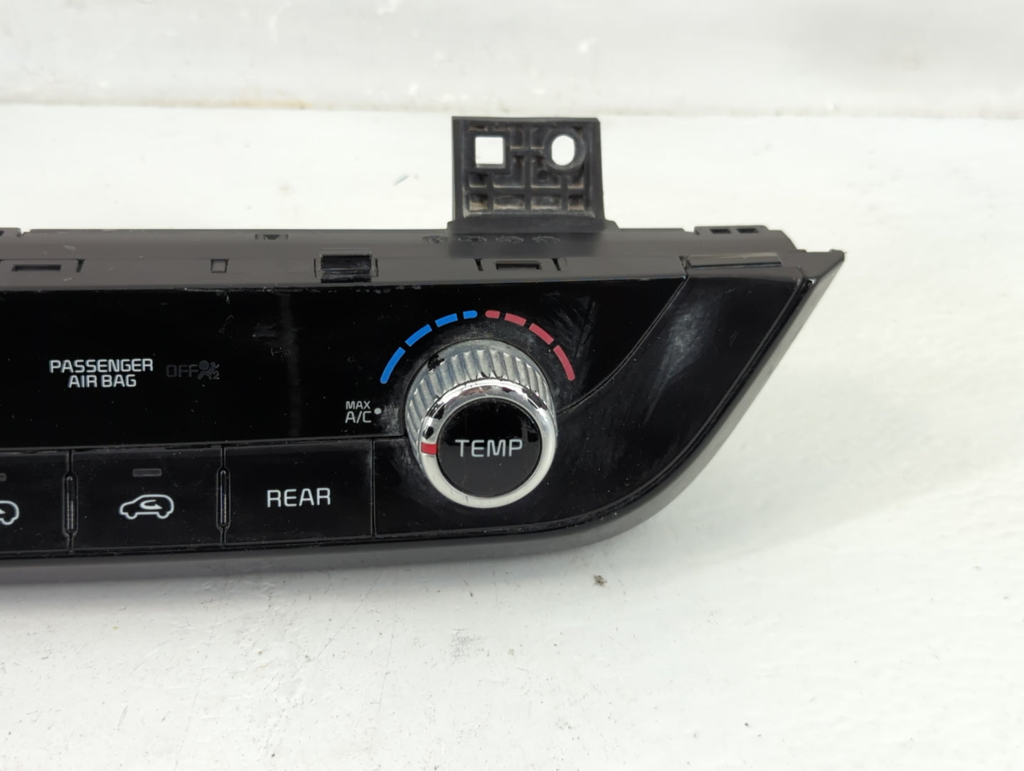 2021 Kia Telluride Climate Control Module Temperature AC/Heater Replacement P/N:97250-S9XXX Fits OEM Used Auto Parts - Oemus