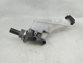 compare product 2020-2022 Kia Telluride Brake Master Cylinder