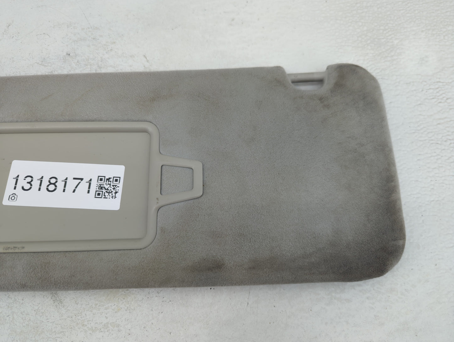 2020-2022 Kia Telluride Sun Visor Shade Replacement Driver Left Mirror Fits Fits 2020 2021 2022 OEM Used Auto Parts - Oemuse