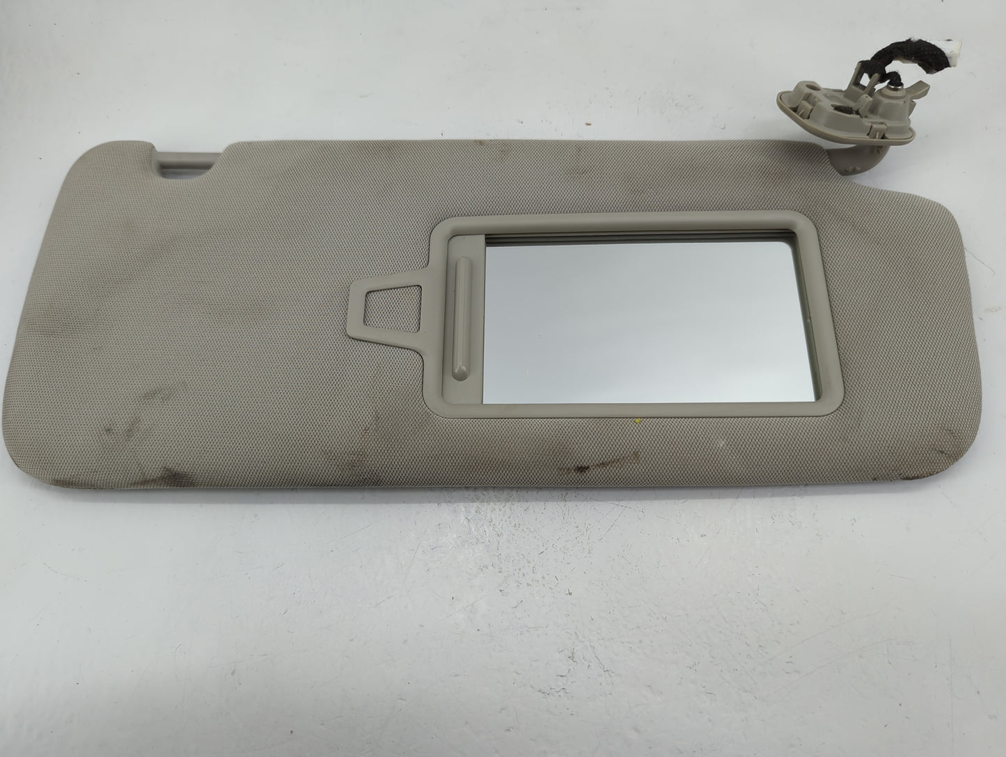 2020-2022 Kia Telluride Sun Visor Shade Replacement Passenger Right Mirror Fits Fits 2020 2021 2022 OEM Used Auto Parts - Oe