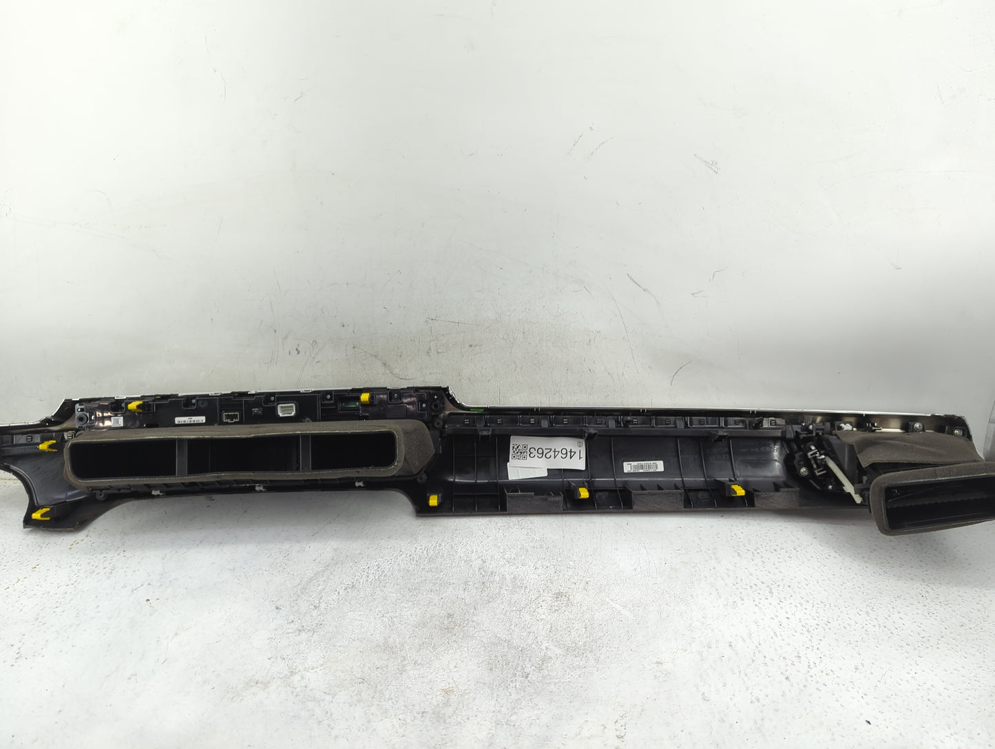 2020-2022 Kia Telluride Radio AM FM Cd Player Receiver Replacement P/N:84795-S9300WPA Fits Fits 2020 2021 2022 OEM Used Auto