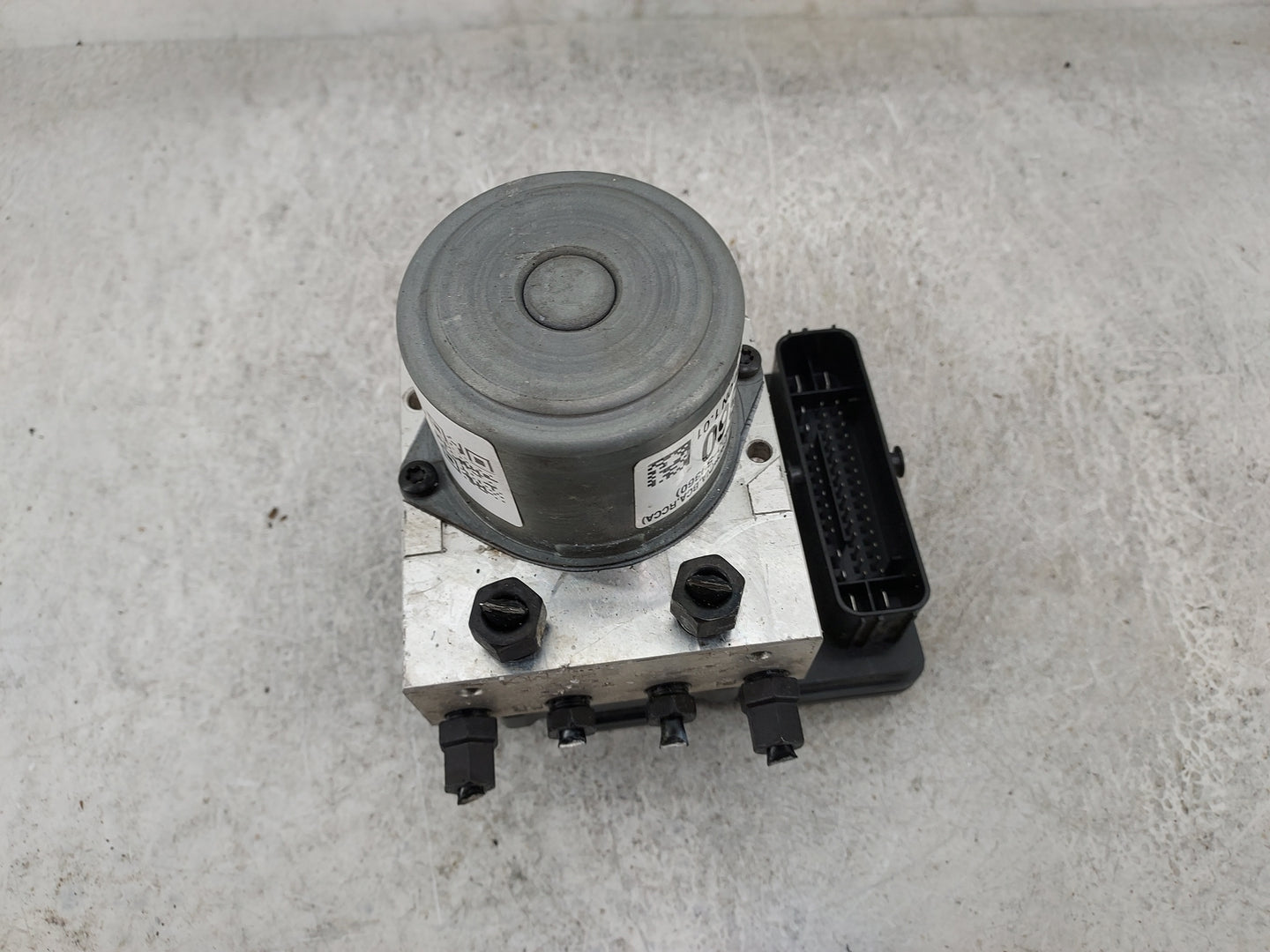 2020-2022 Kia Telluride ABS Pump Control Module Replacement P/N:61589-43200 CP220F150670, 58900-S9360 Fits Fits 2020 2021 20