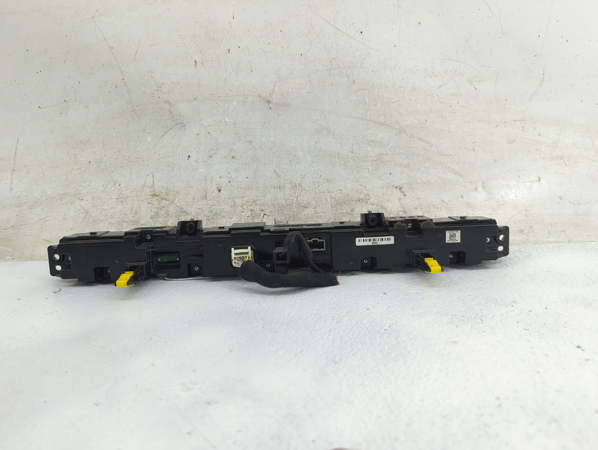 2020-2022 Kia Telluride Radio Control Panel 1504002 - Oemusedautoparts1.com