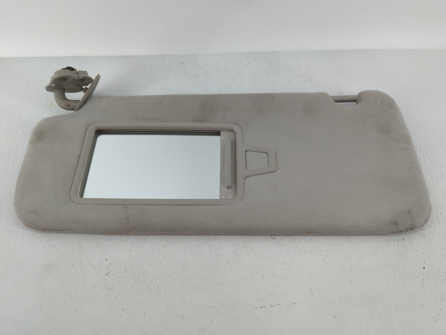 2020-2022 Kia Telluride Sun Visor Shade Replacement Driver Left Mirror Fits Fits 2020 2021 2022 OEM Used Auto Parts - Oemuse